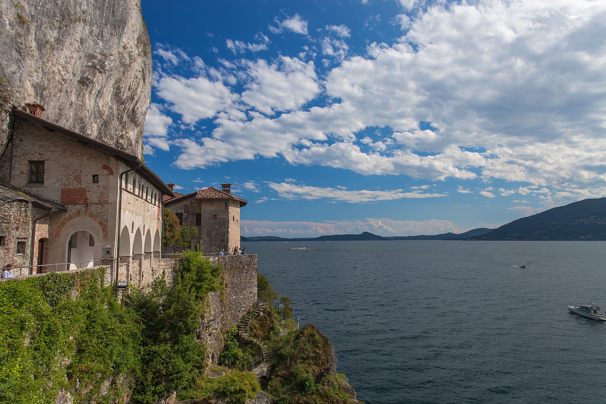 Santa Caterina del Sasso (va)