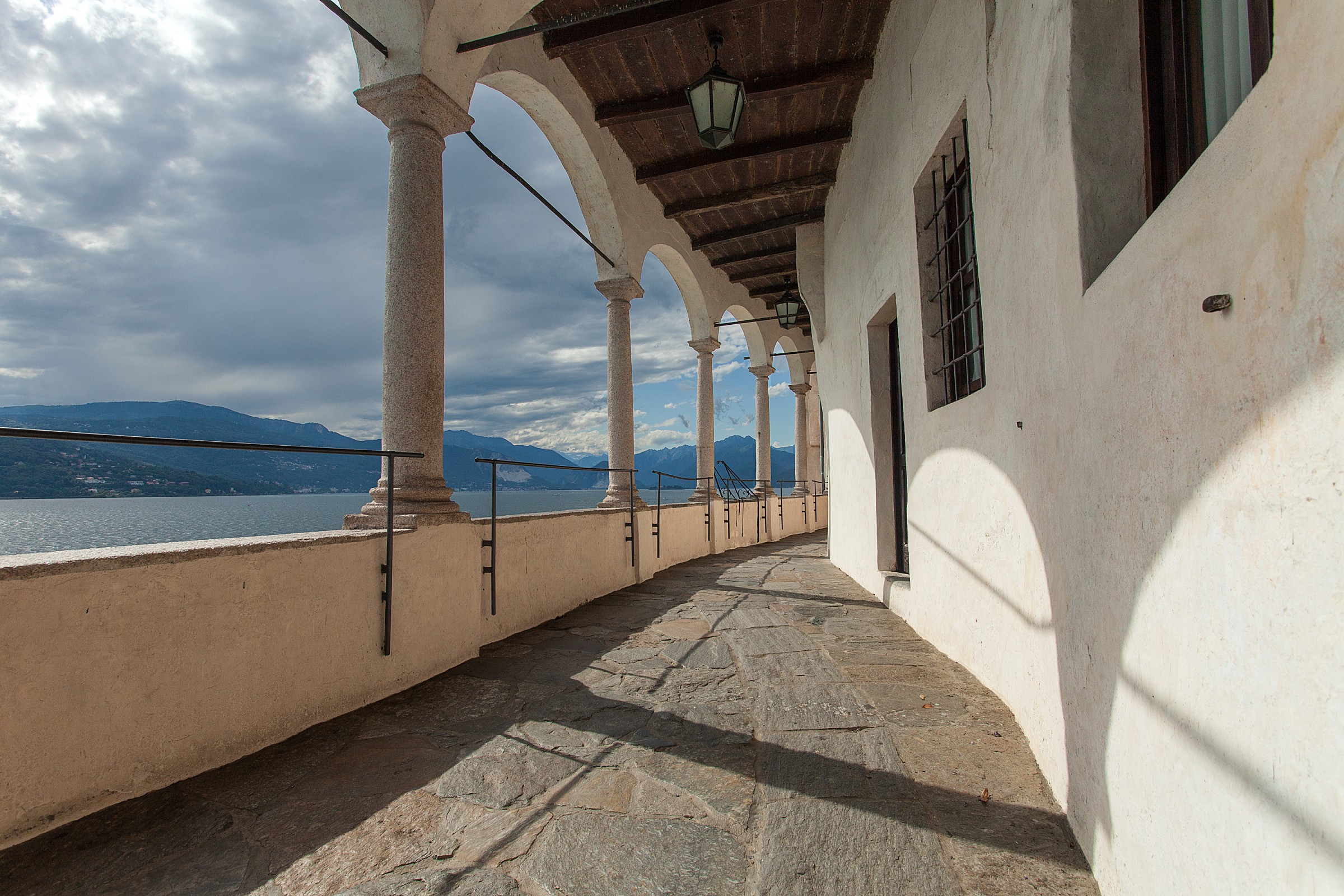 Santa Caterina del Sasso (va)