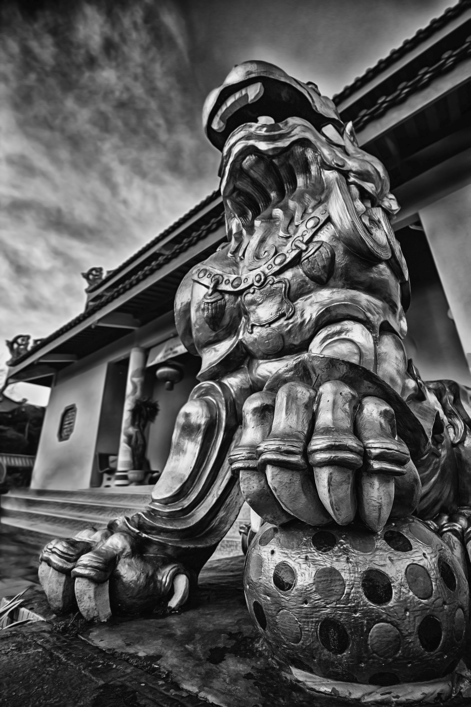 Lion in Sam Poh Temple