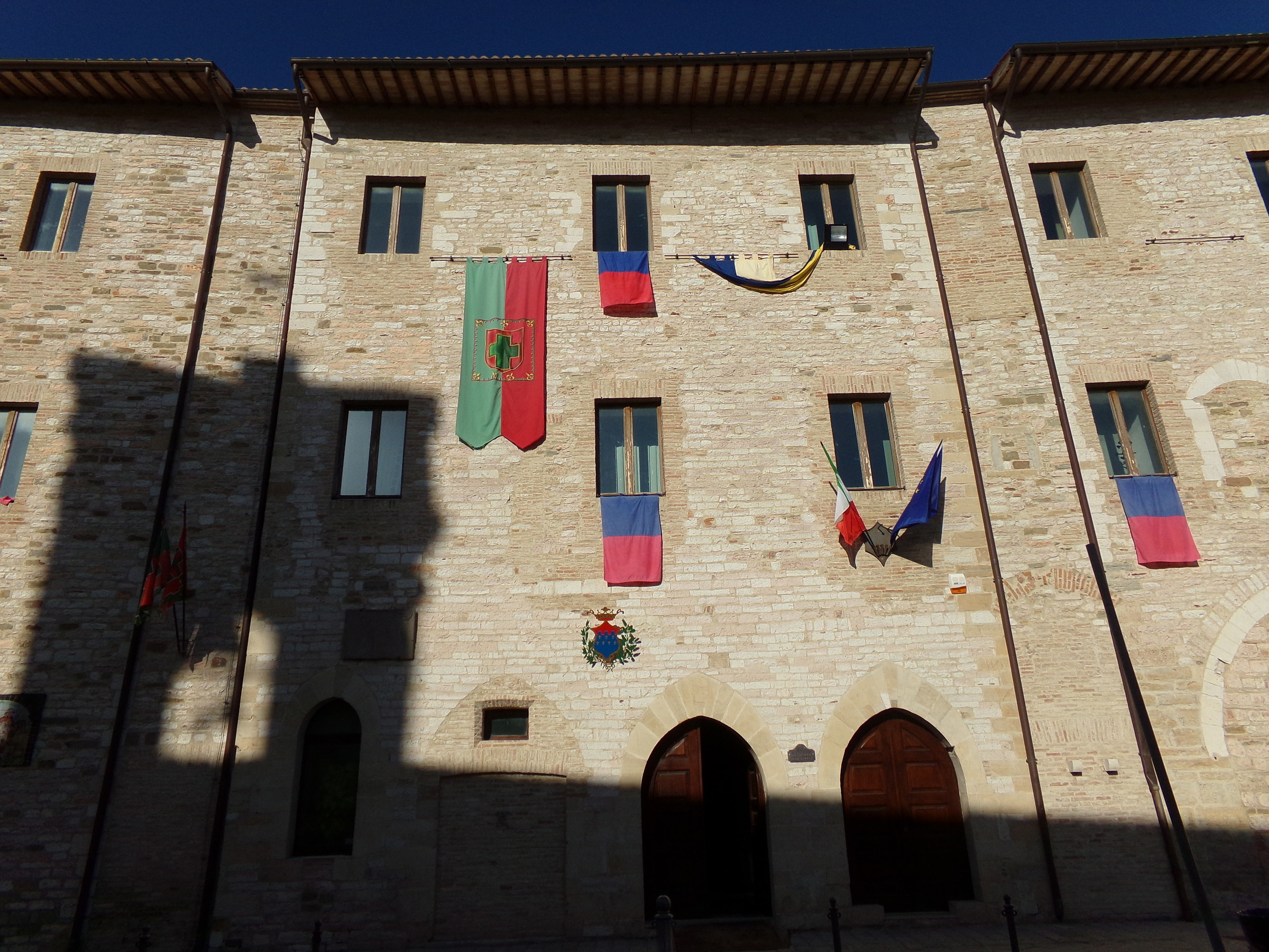 Nocera Umbra: shadows and town hall