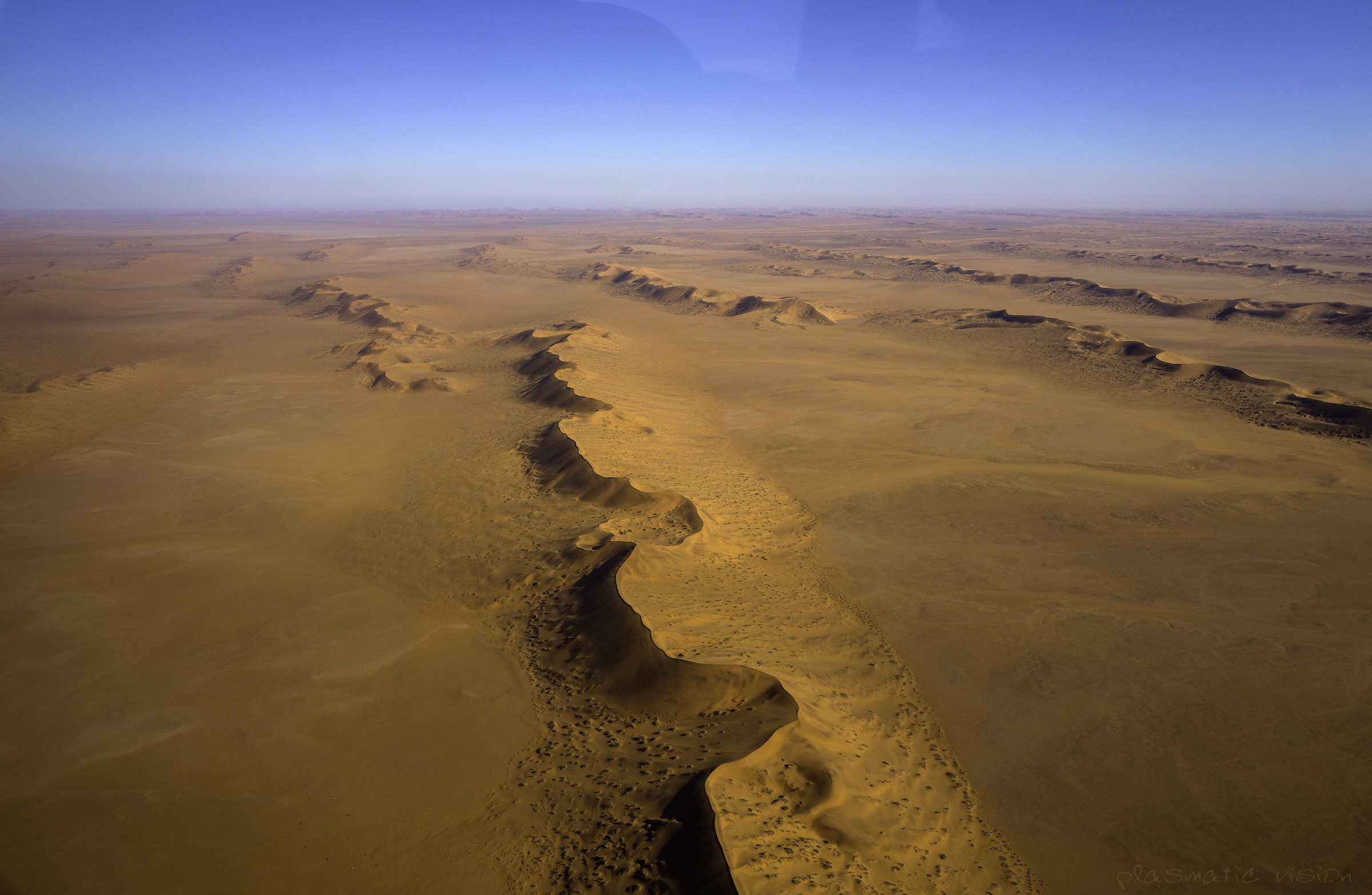 Deserto della Namibia visto dall'aereo