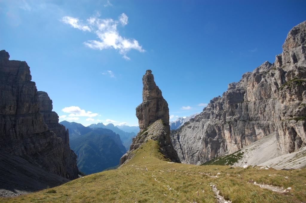 bell Montanaia Valley