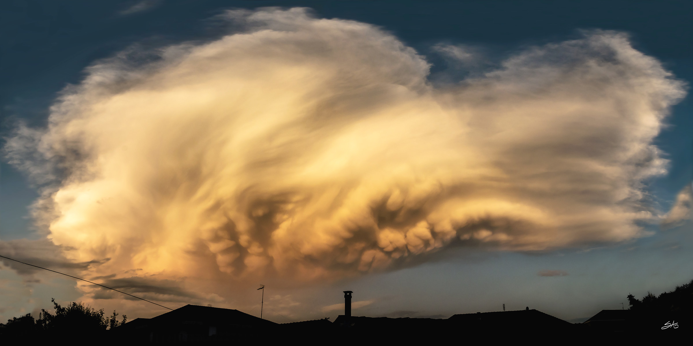 Cloud of a thousand faces