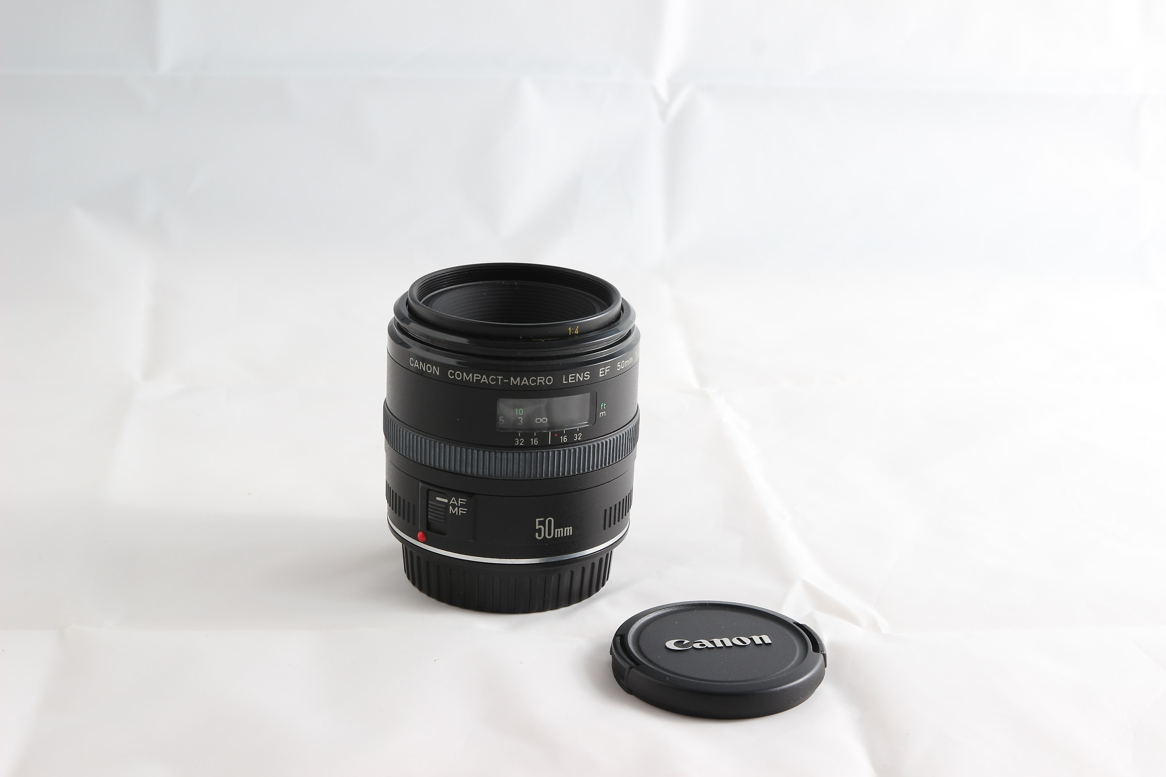 Canon 50mm f 2.5 Compact Macro