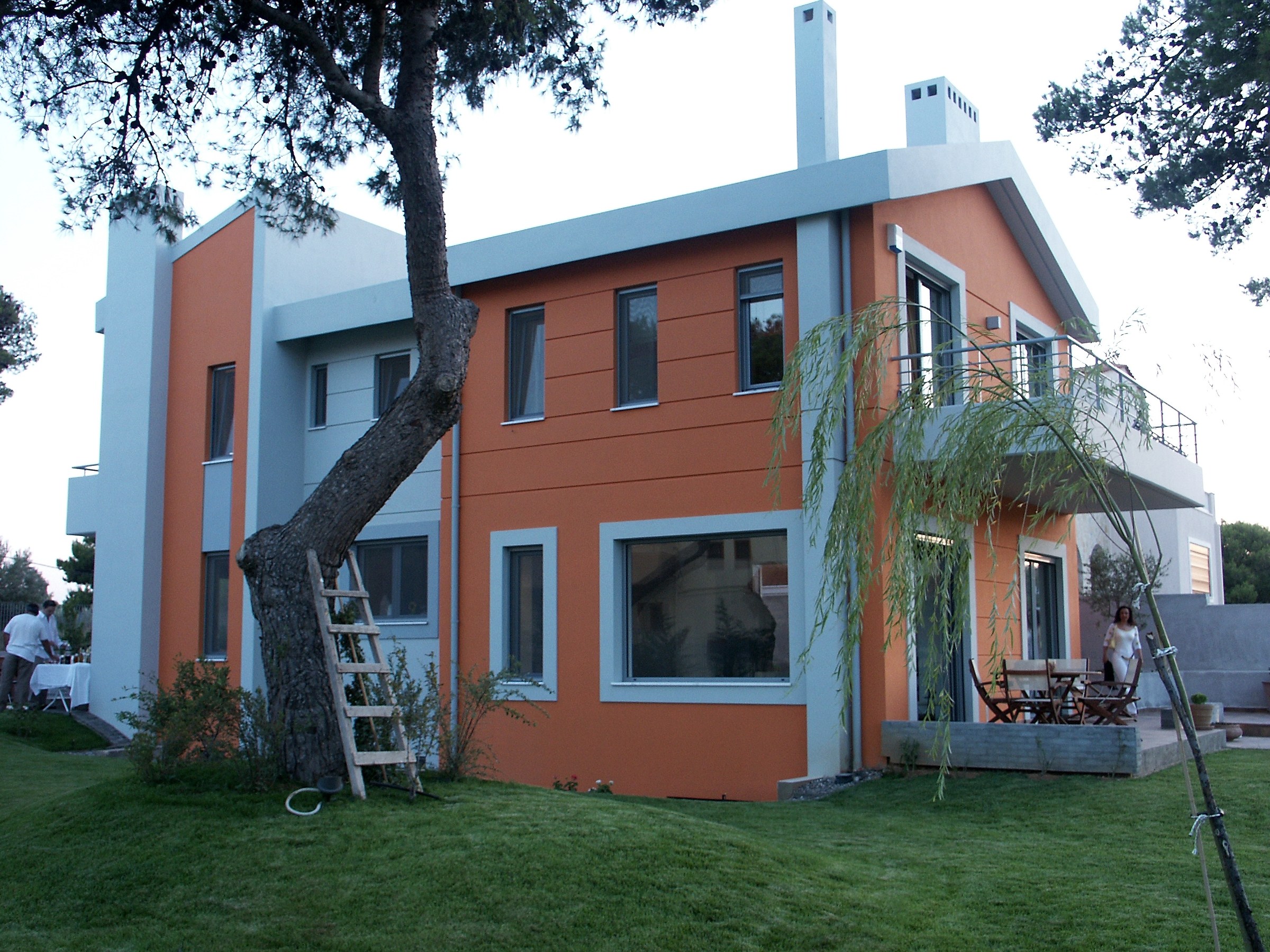 A 2-storey House (photo 1)