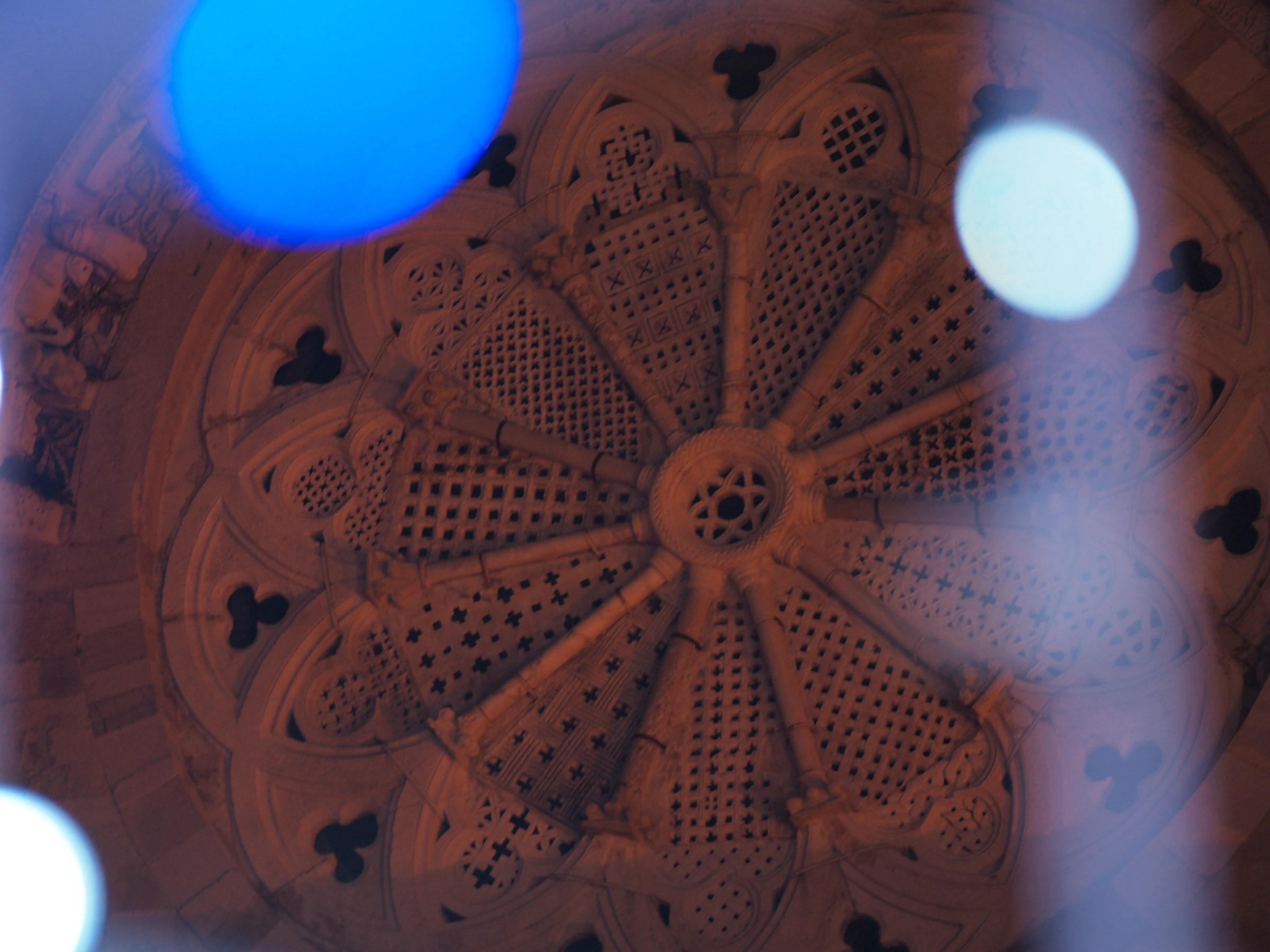 Troy (fg) Cathedral, particle of the rose window