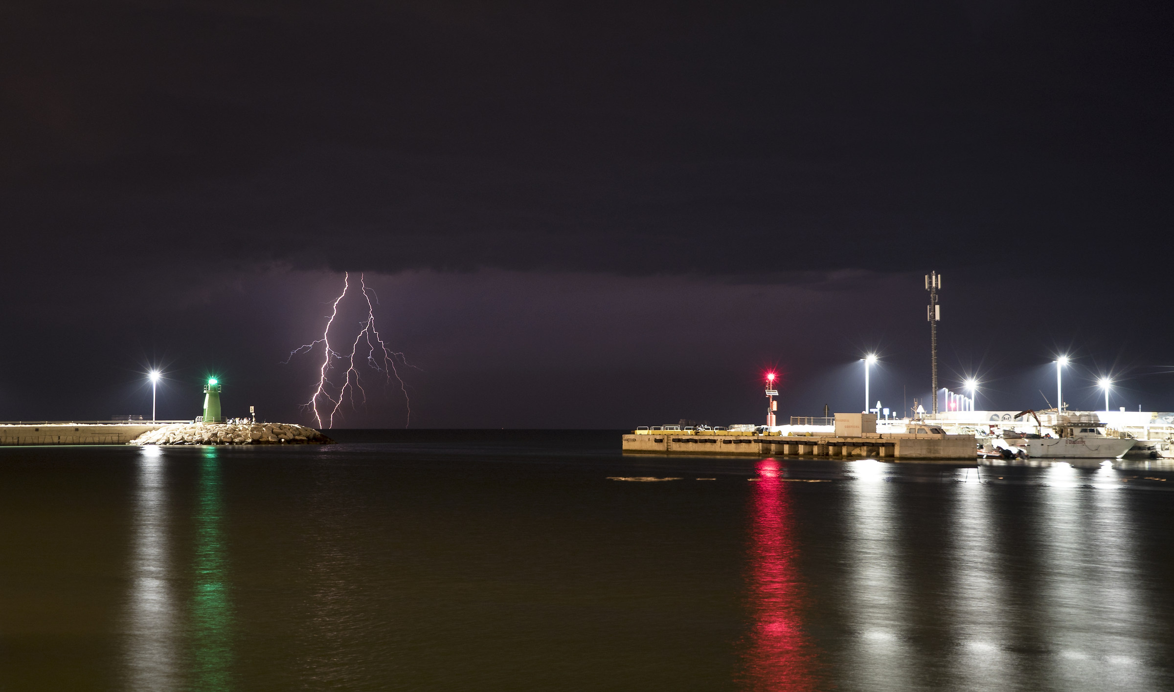 Fulmine al Porto di Civitanova Marche