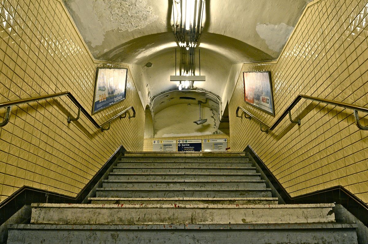 Metro station