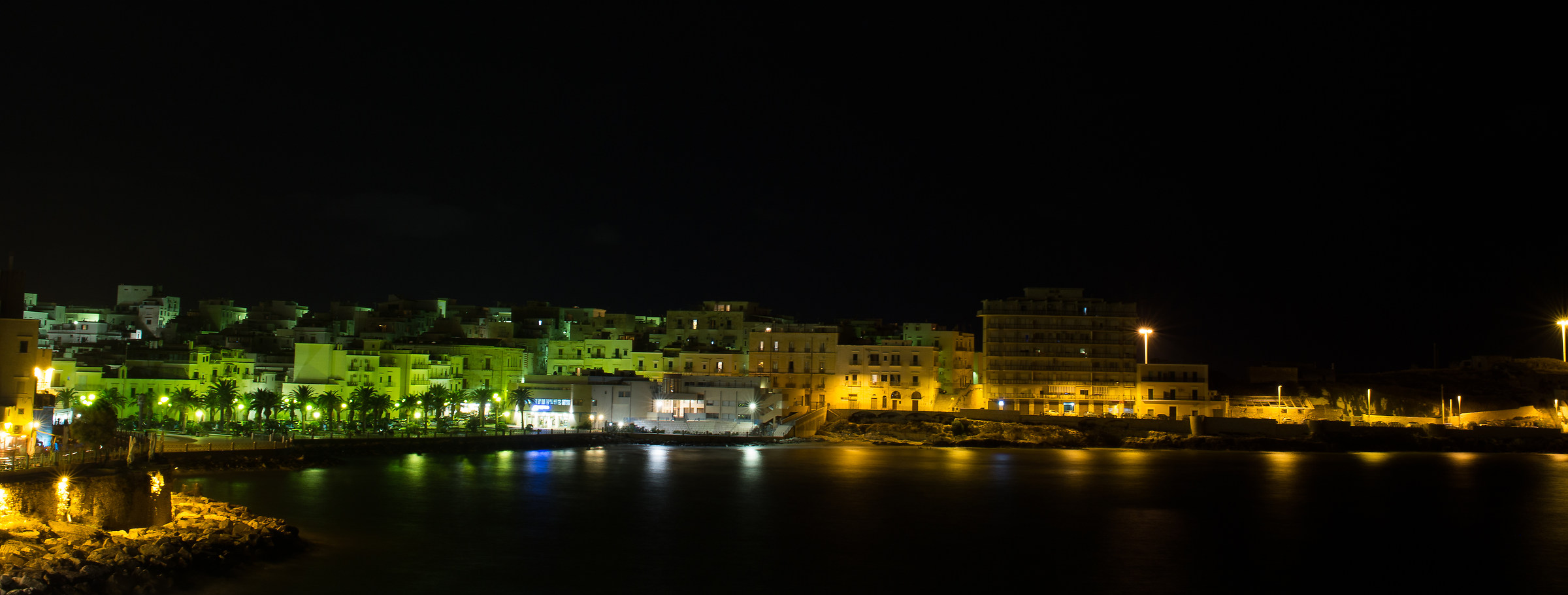 Another view of the beautiful Vieste ..