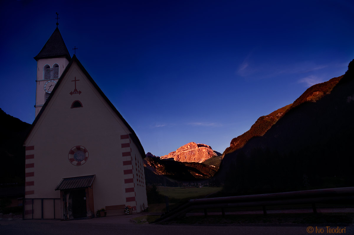 Mazzin (Fassa Valley) and sass Pordoi.