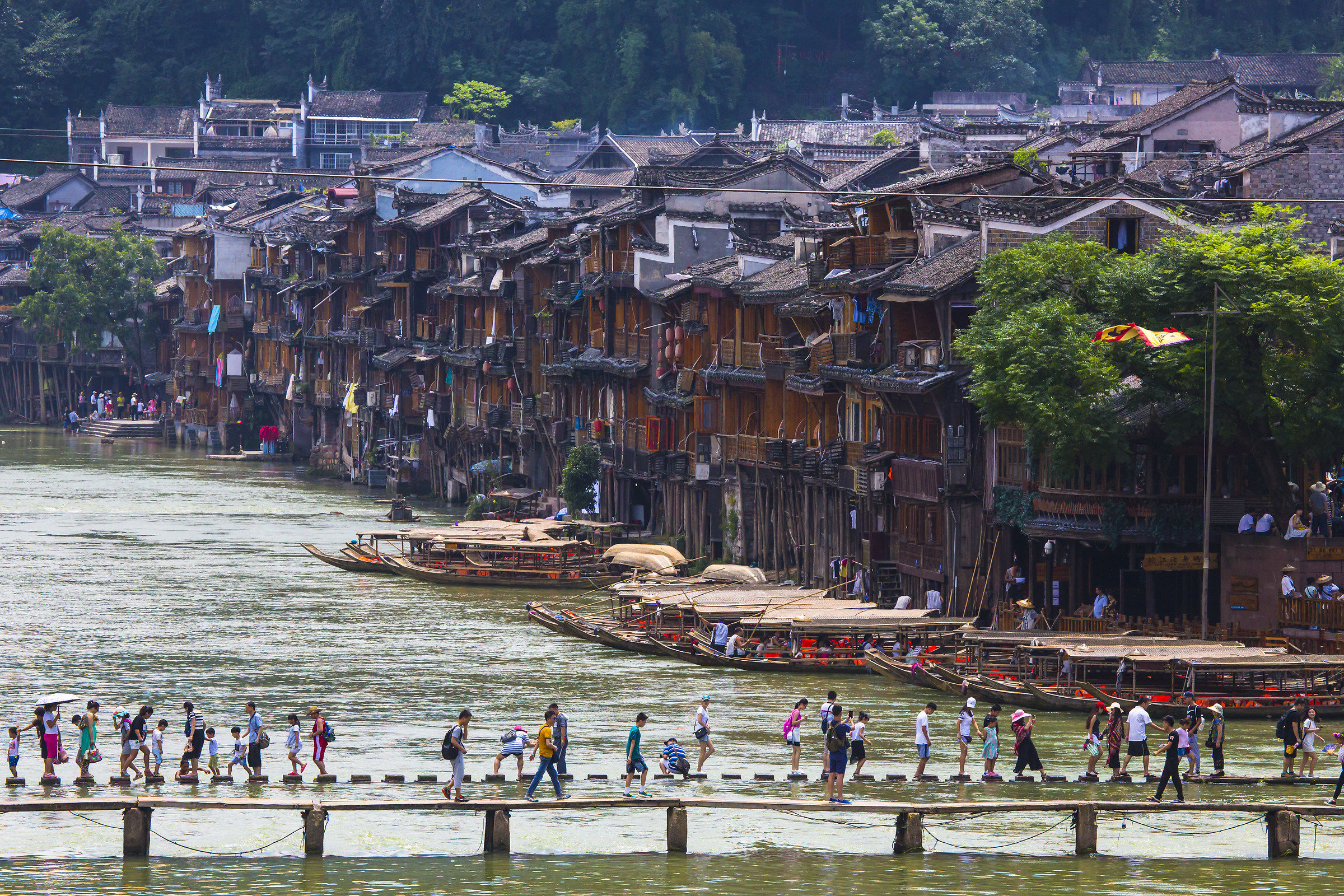 The ancient city of Fenghuang 5