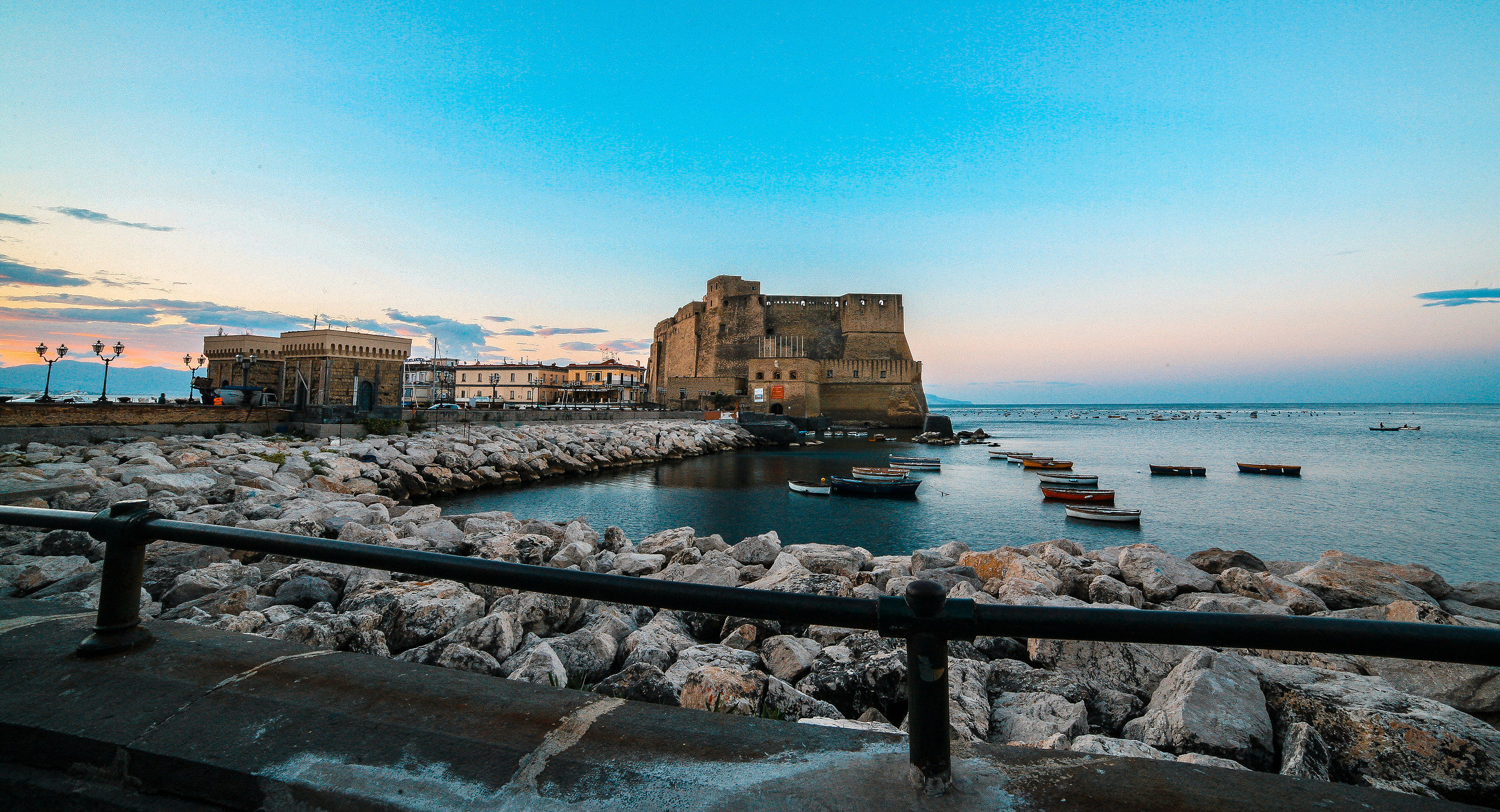 Napoli, Mergellina, Castel dell'ovo