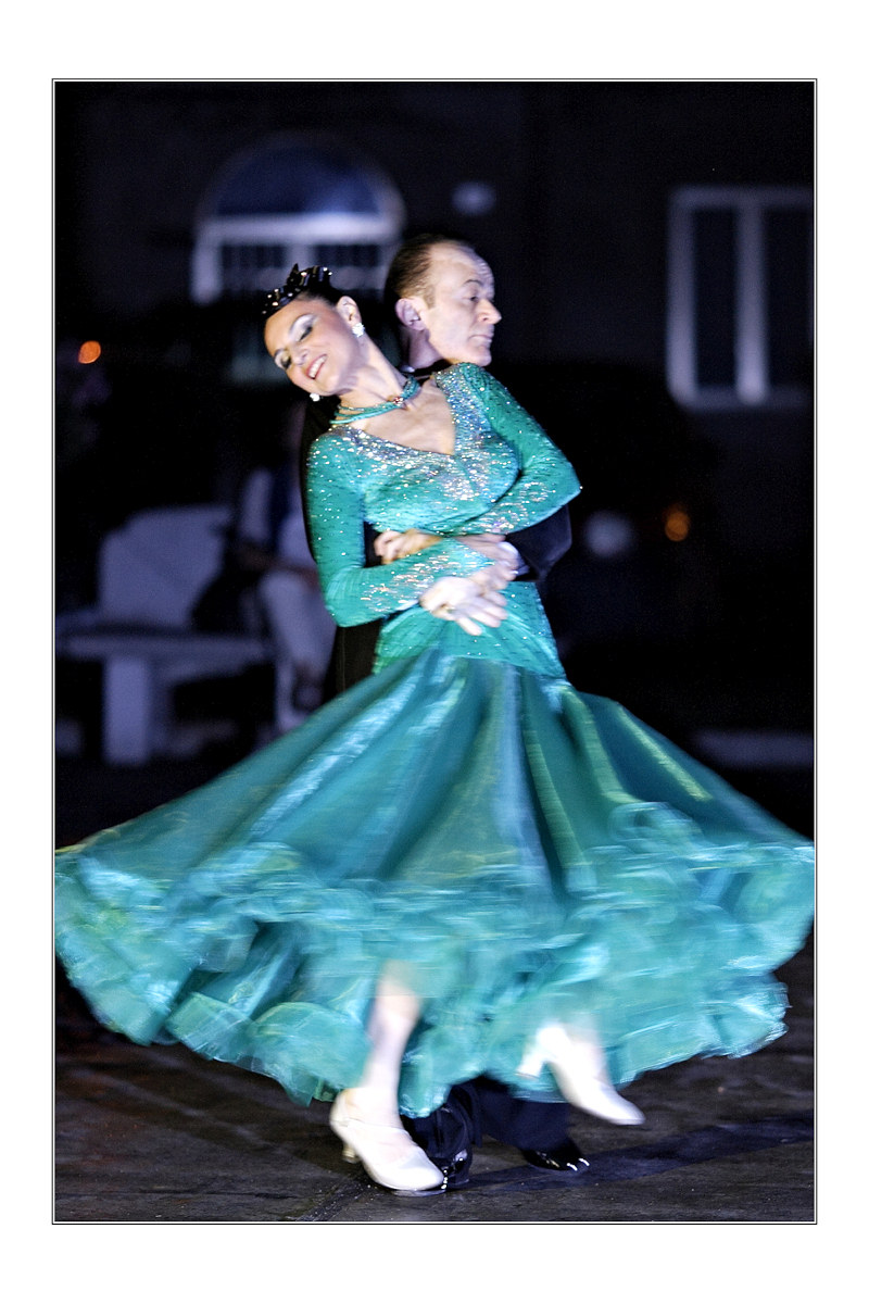 Dance Masters Elia and Renata >>