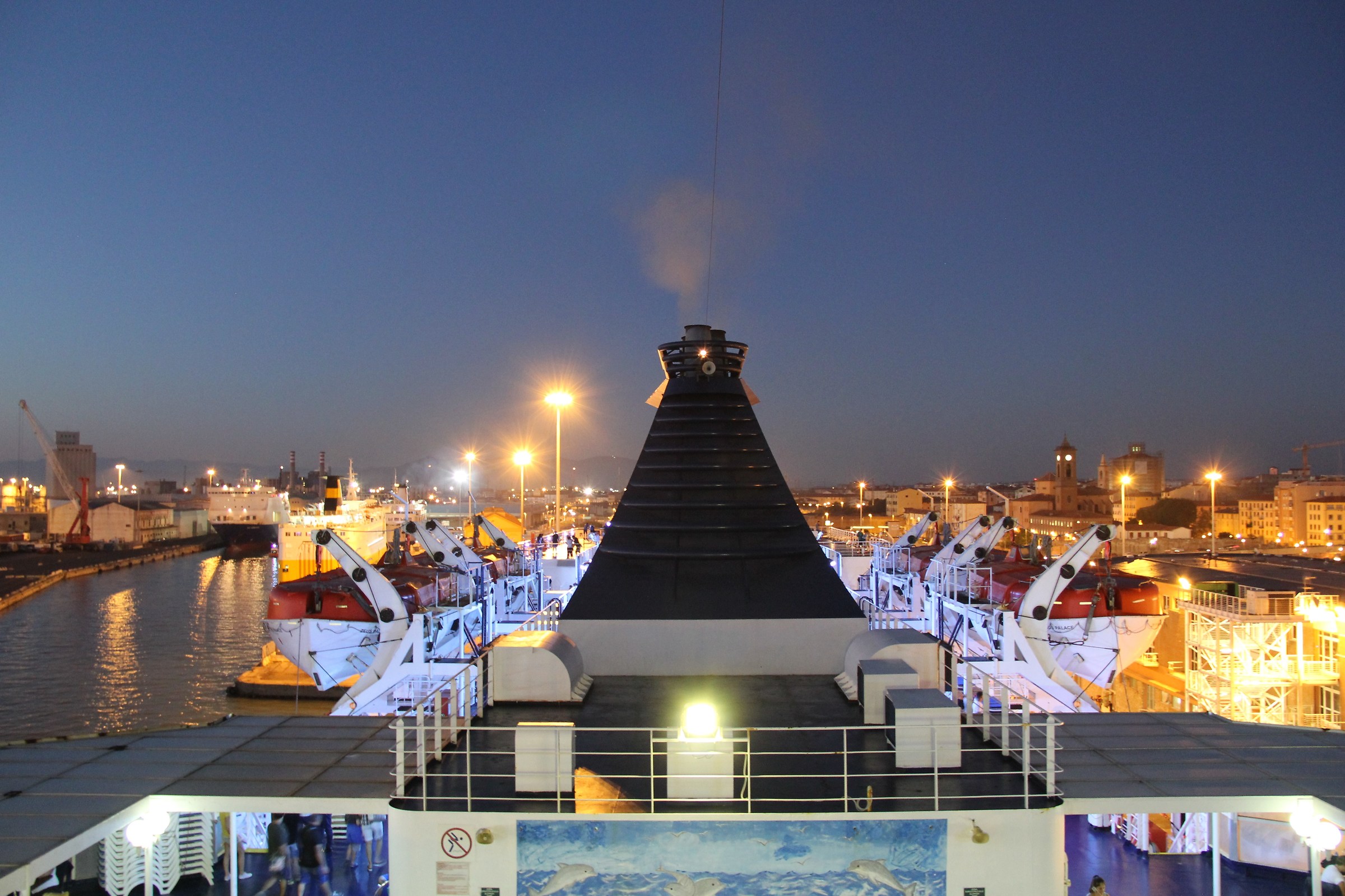 Sul traghetto in partenza da livorno
