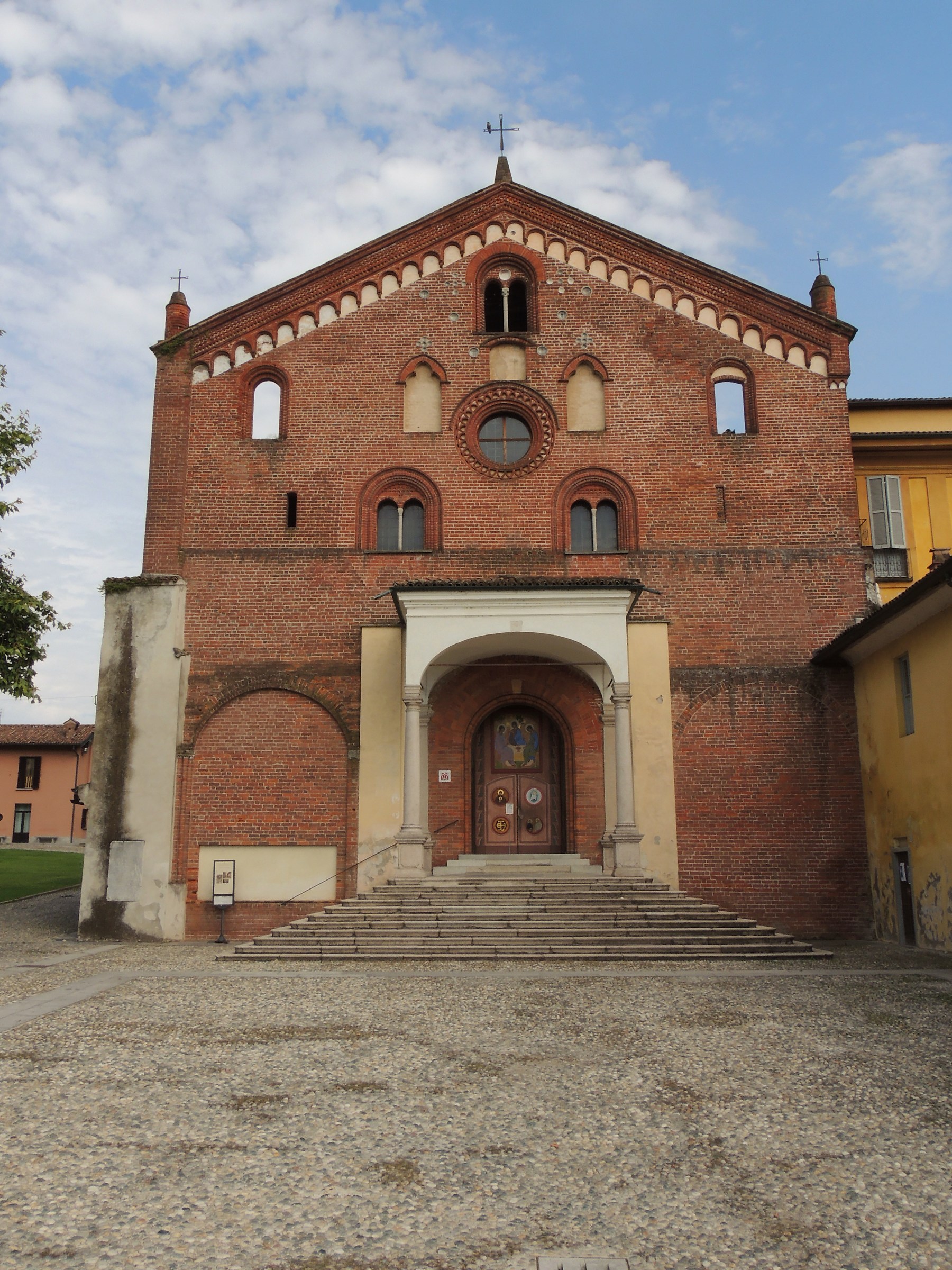 Abbazia di Morimondo ingresso