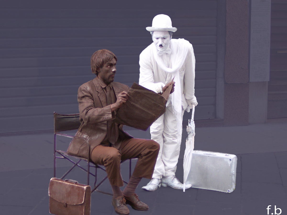 il bianco (scusi come va lo spread) lo vedo molto scuro