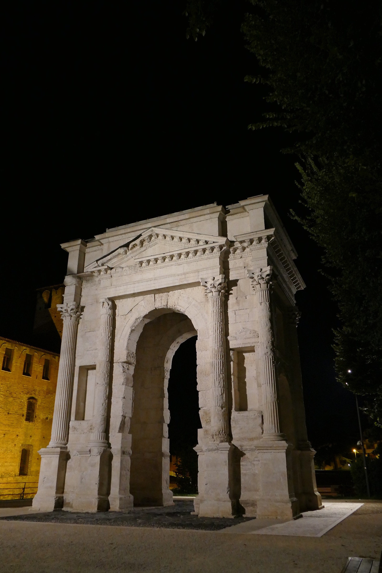 Arco dei Gavi
