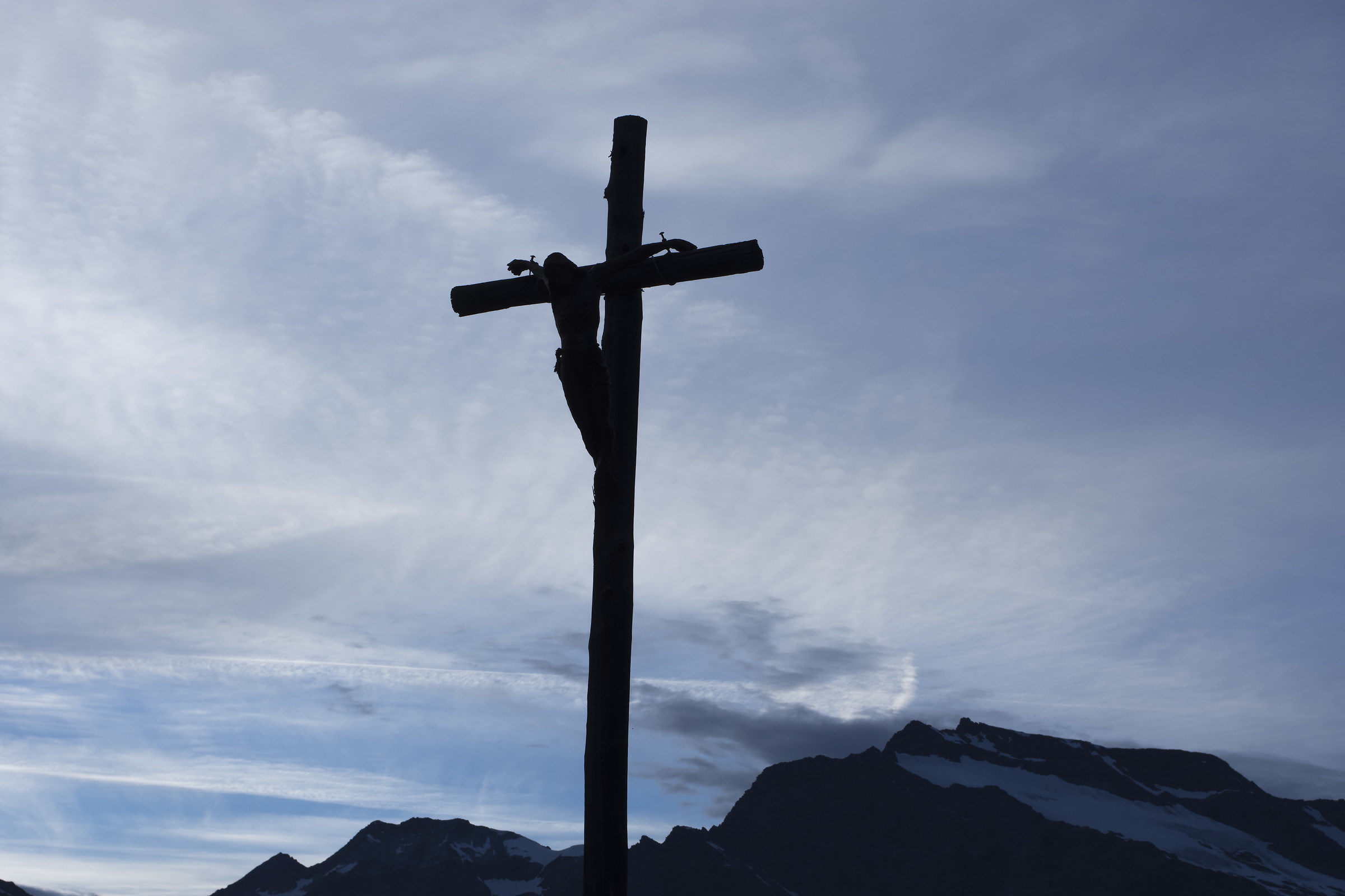 Faith and peace in the hill 2