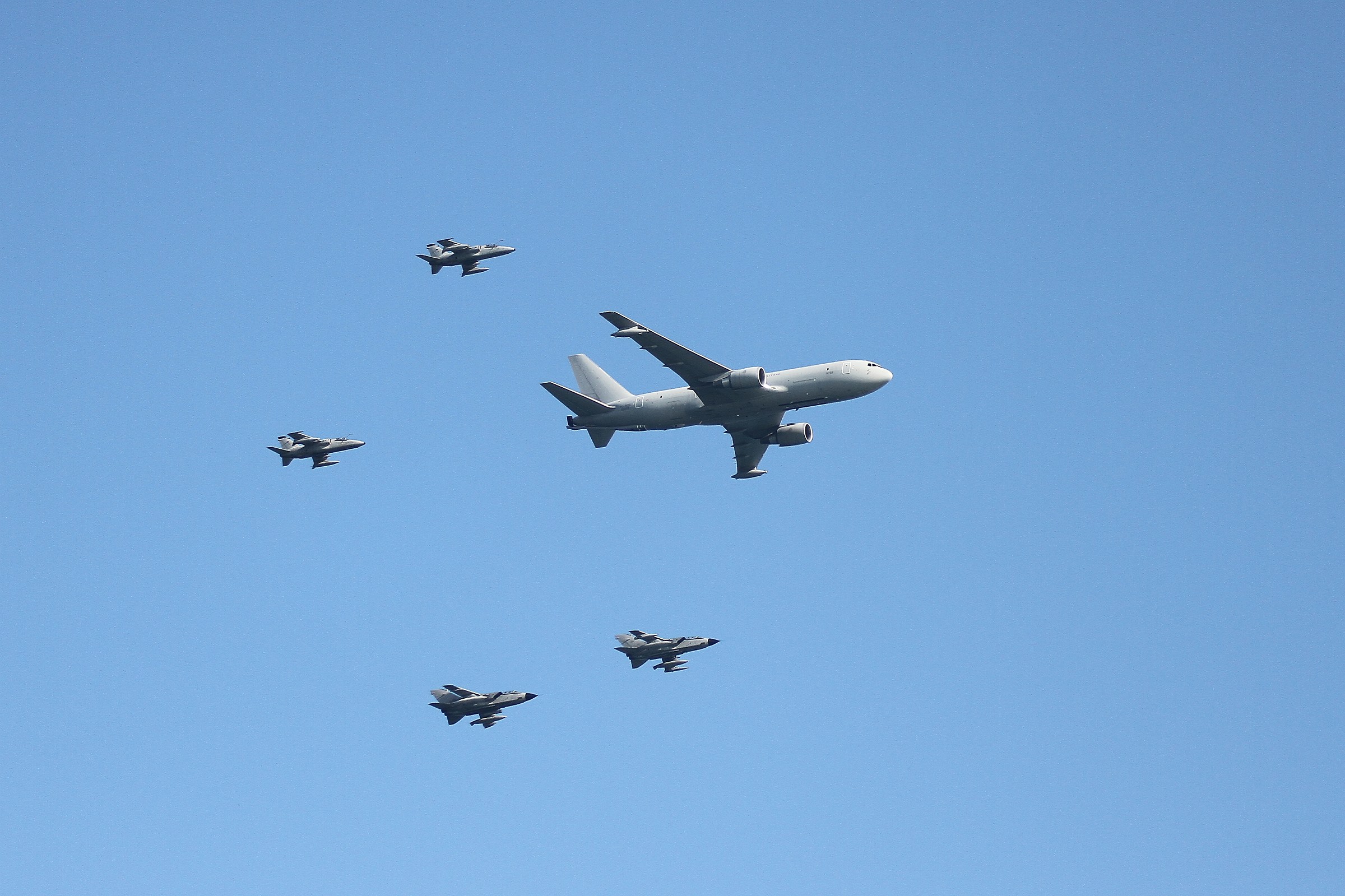 Jesolo Air extreme 2016 Tornado, AMX, and KC-767 tanker