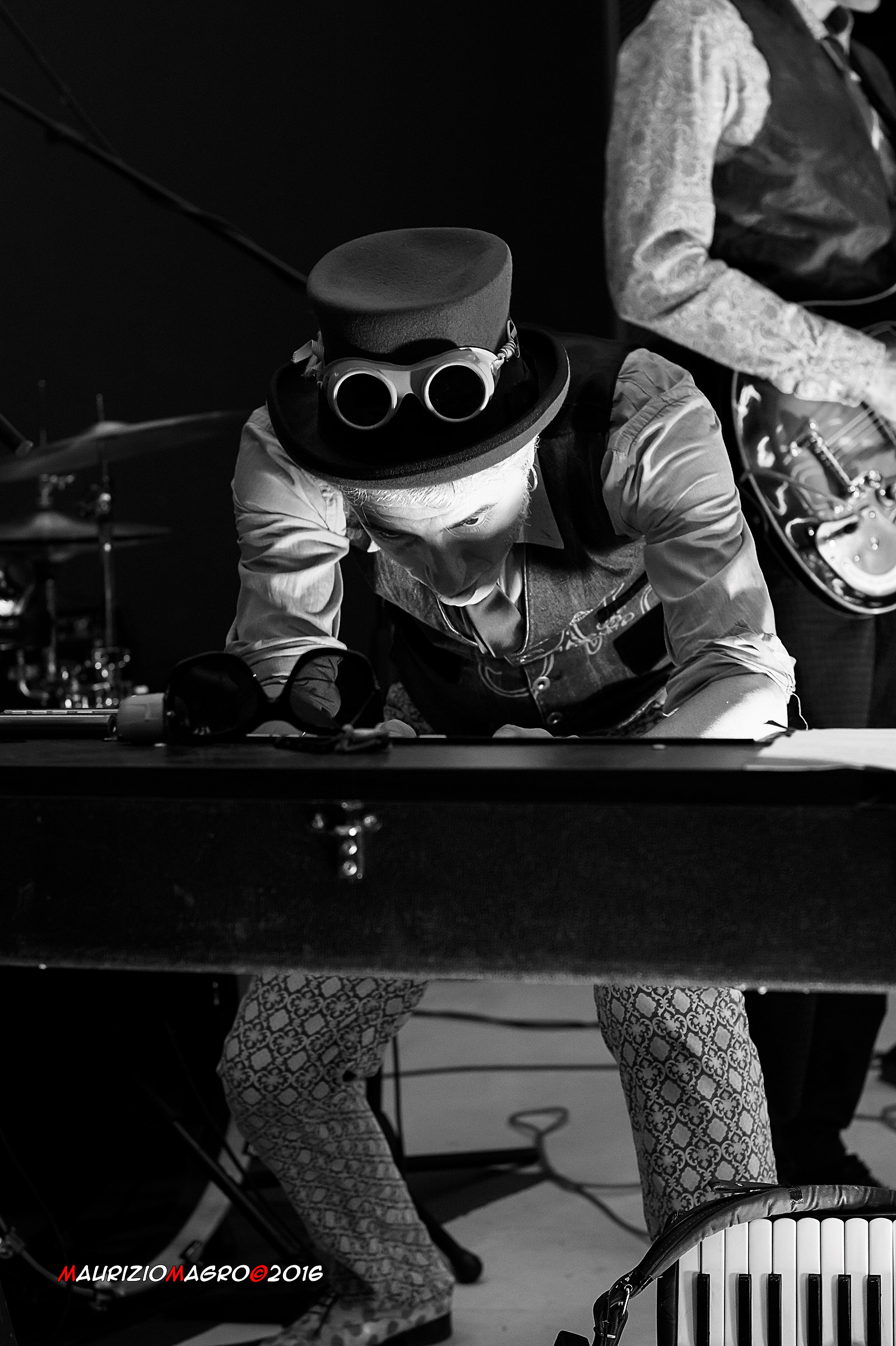 Alex il musicante Abusivo