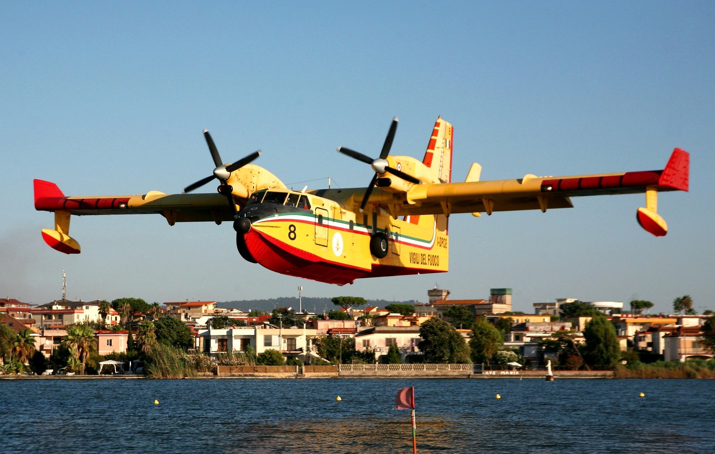 canadair in azione
