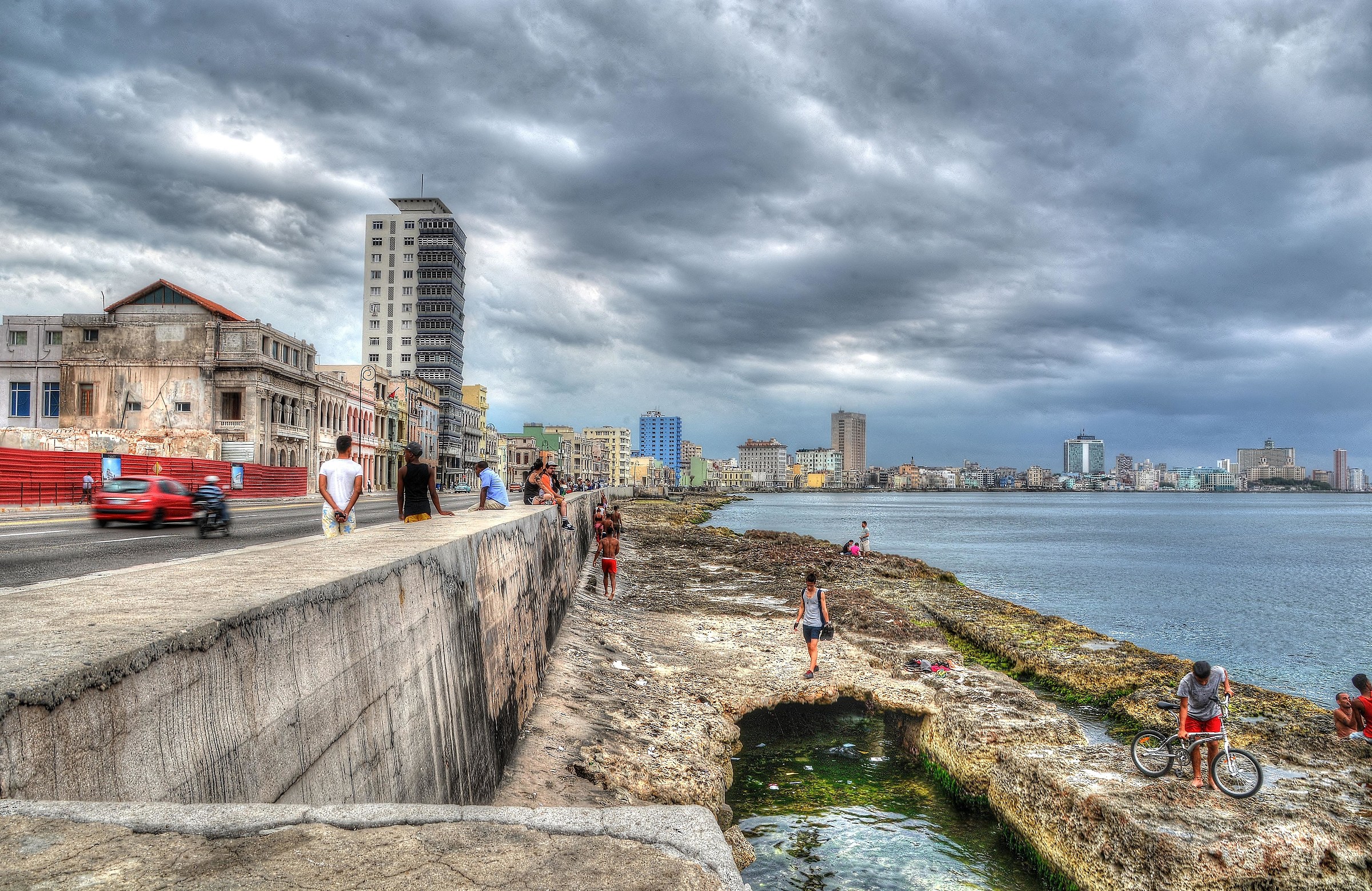 malecon 2