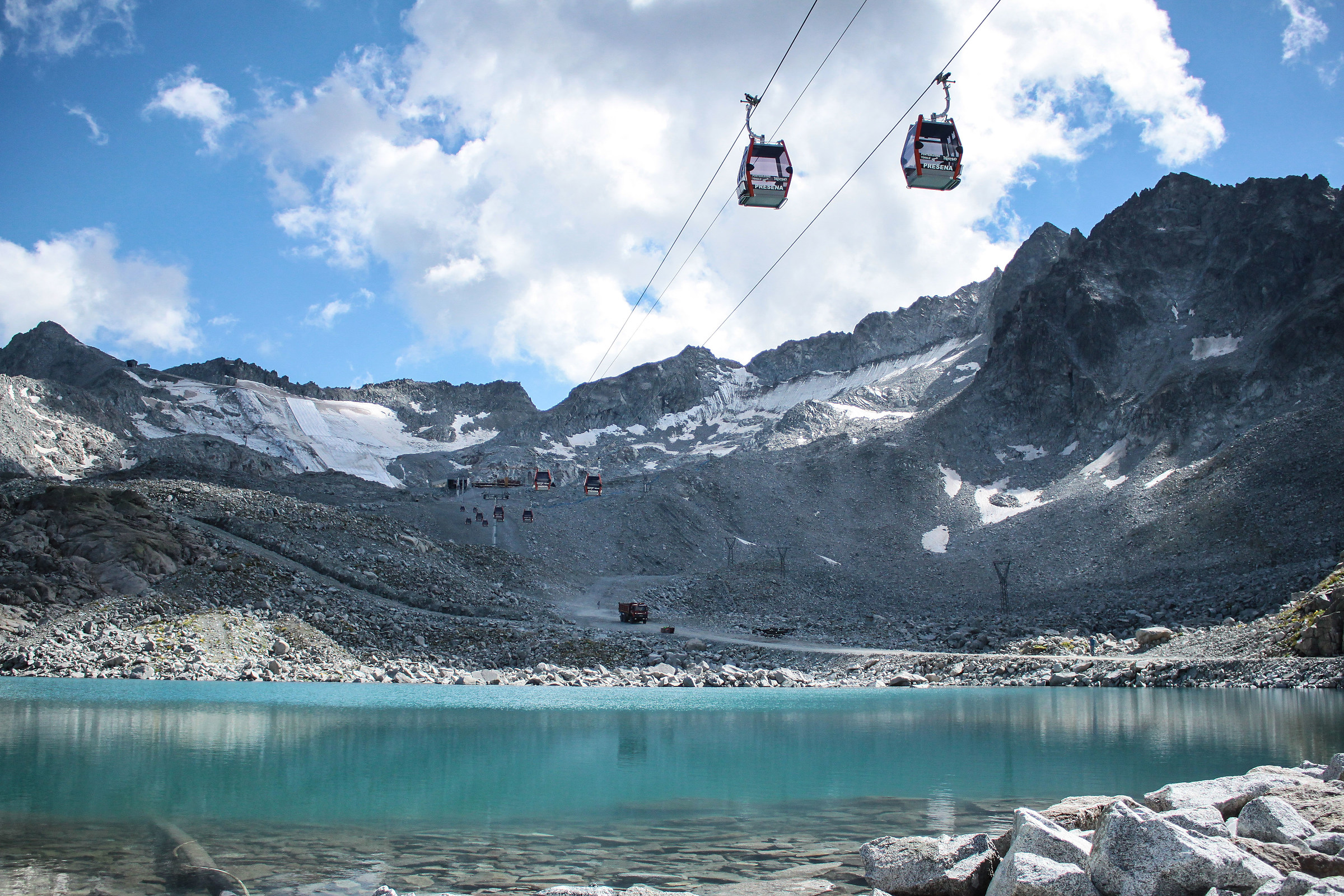 Cable car Glacier Presanella- - Tonale