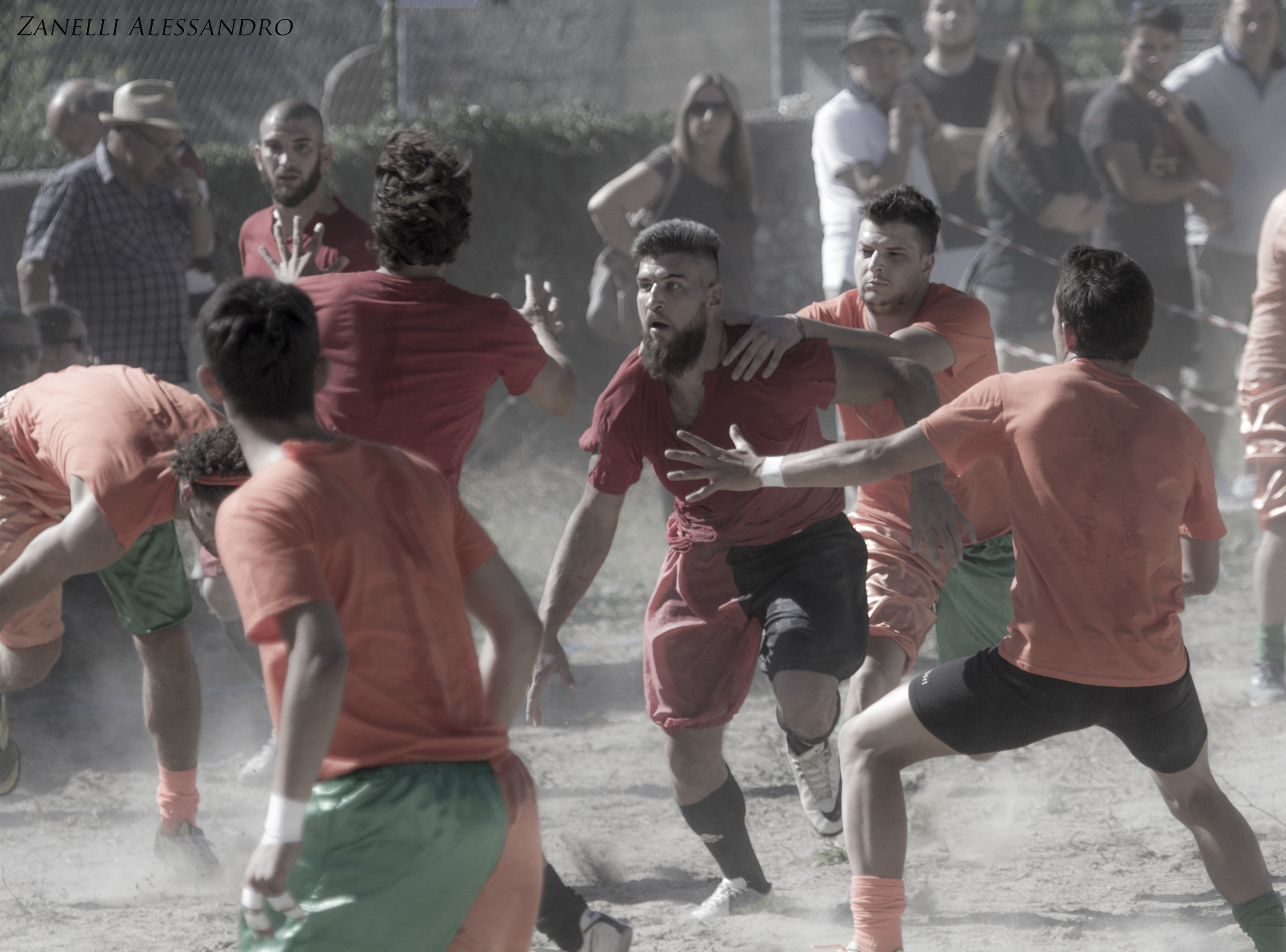 Occhi fissi sull'obbiettivo