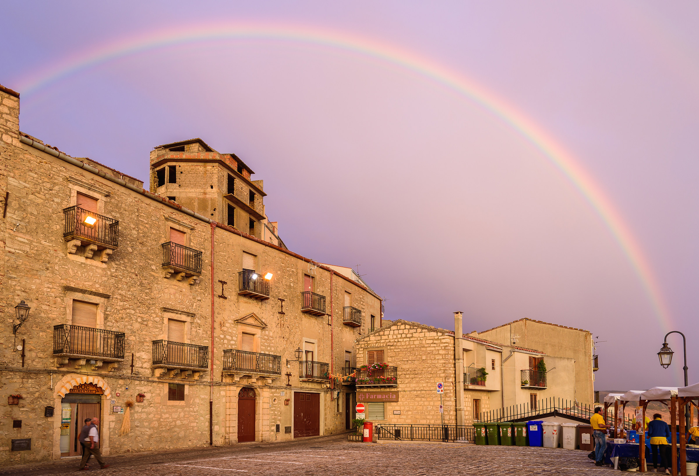 Arcobaleno al tramonto