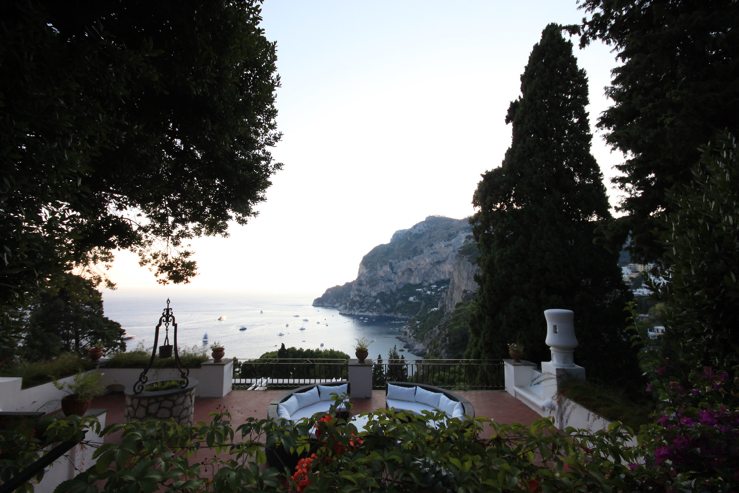 Capri 1