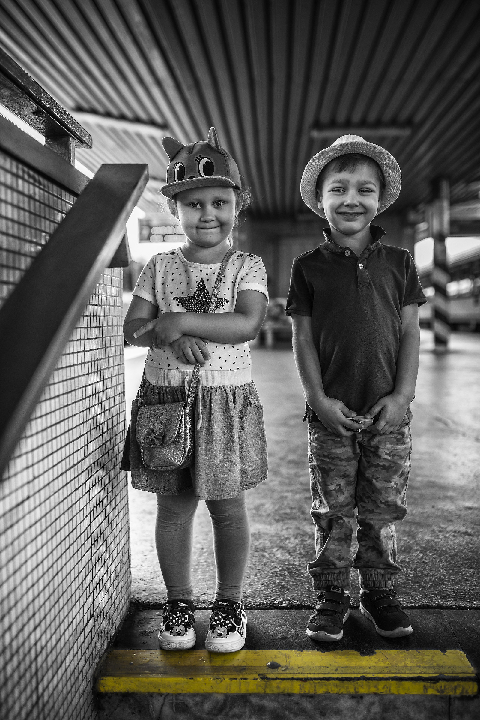 Non superate la riga gialla...ok?!?