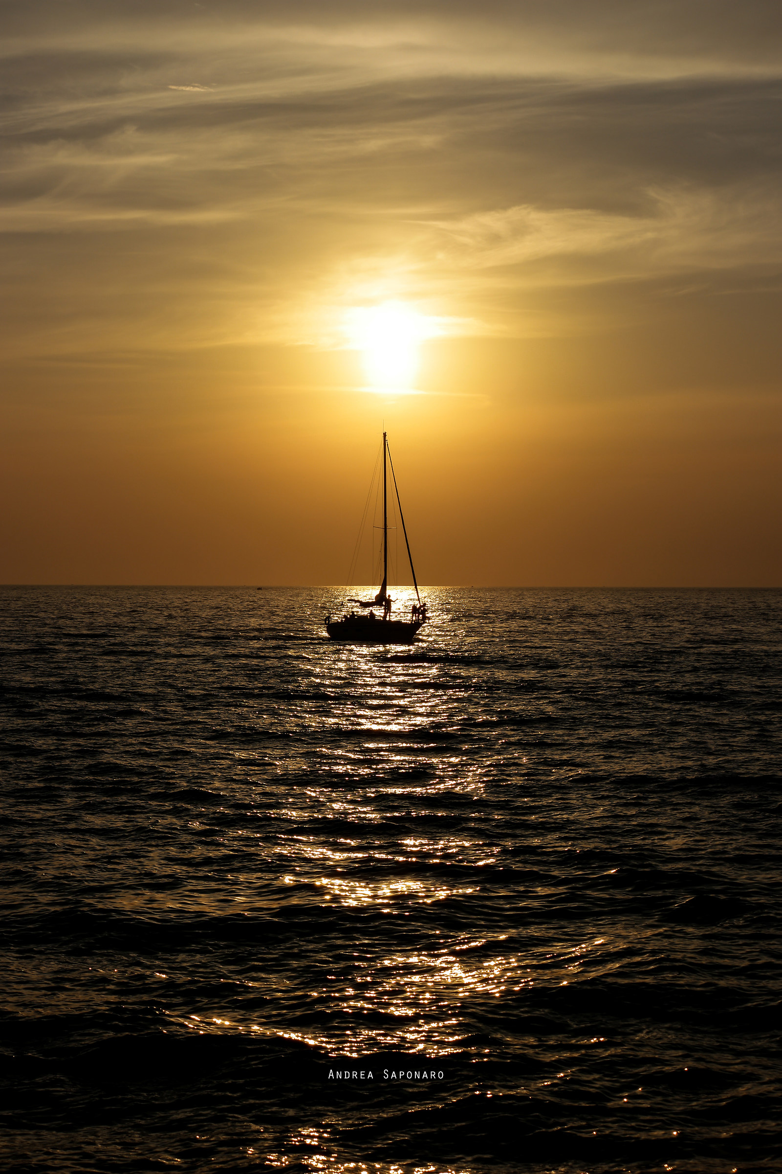 ogni tramonto ha attimi inimitabili