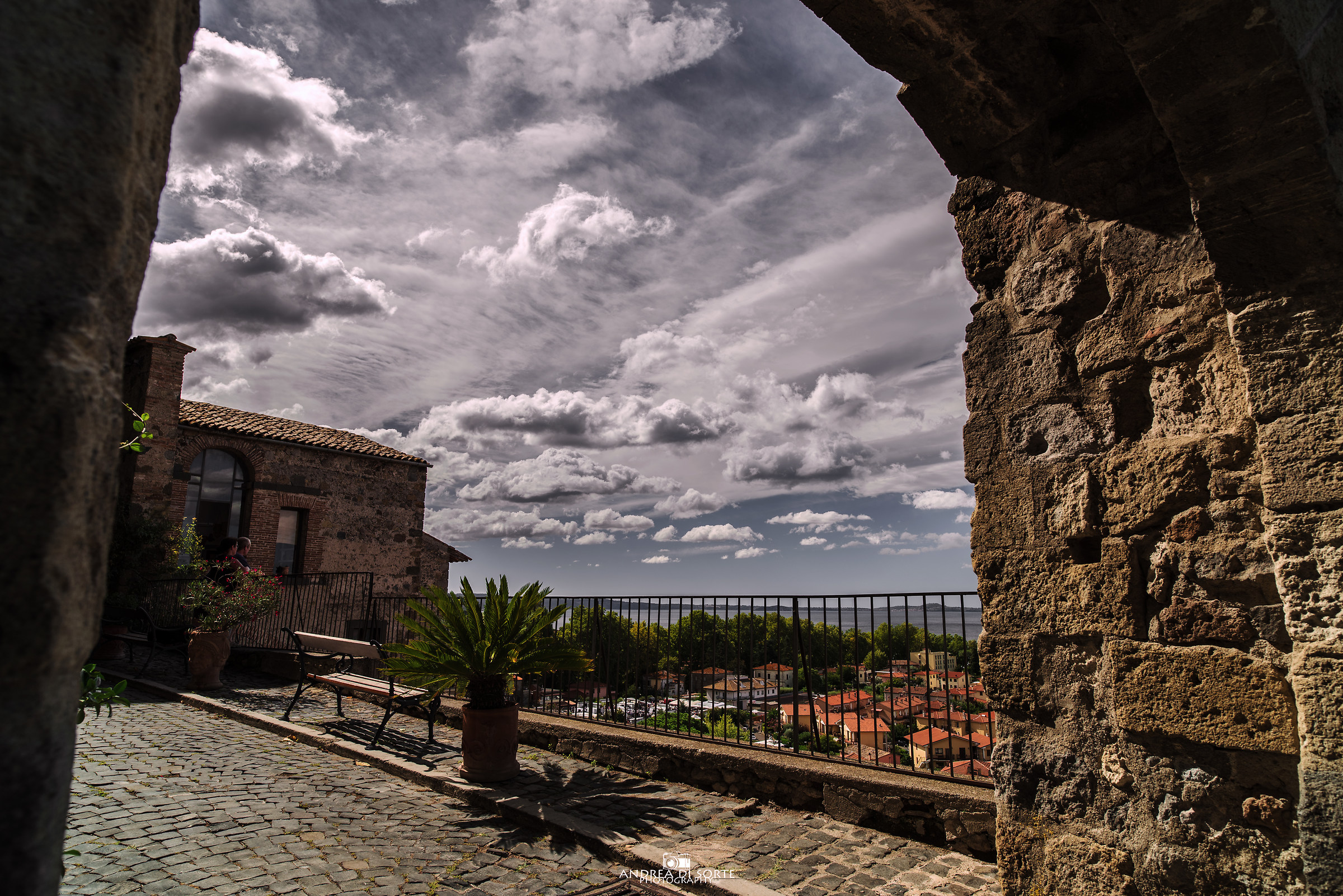 Il Castello e il lago