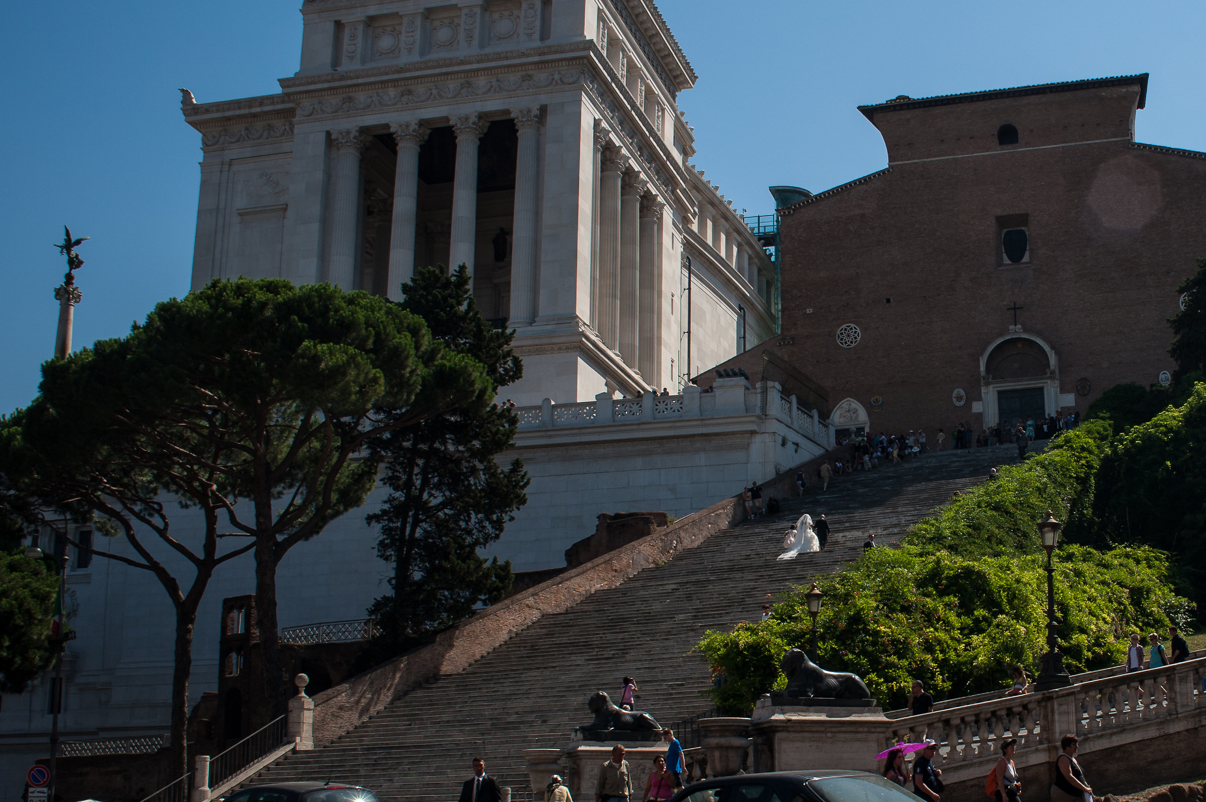 Basilica di Santa Maria in Aracoeli  con 124 gradini