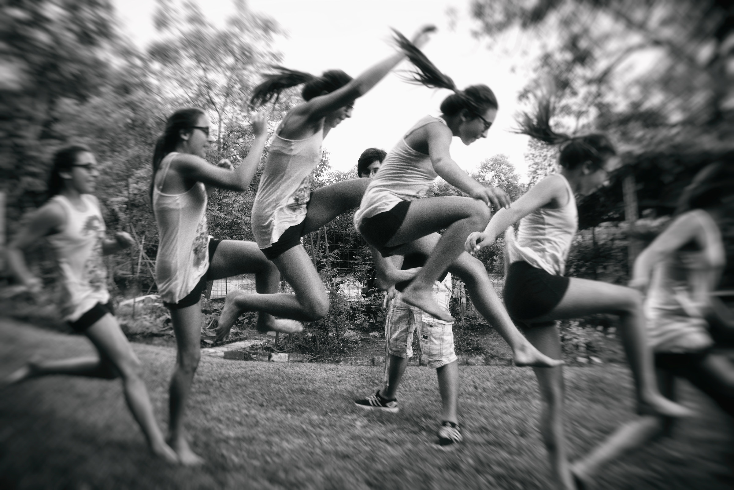 Game without frontier