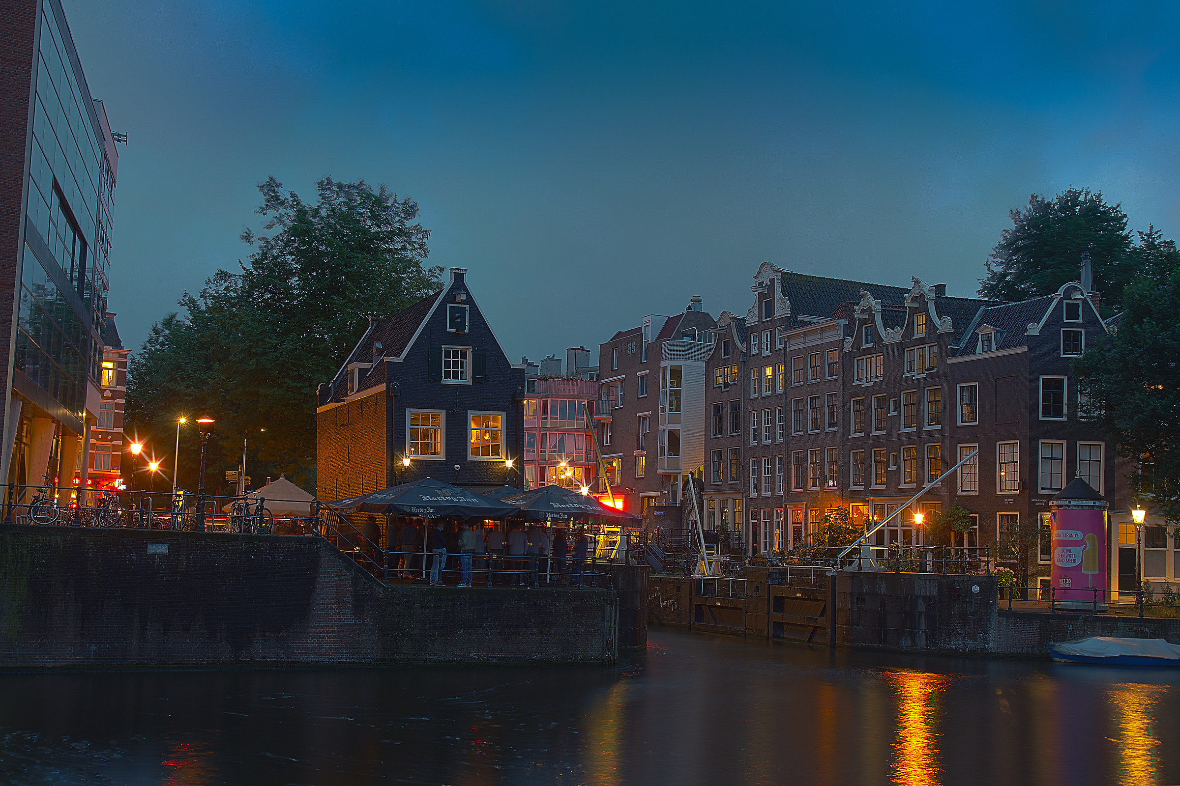 Amsterdam by night