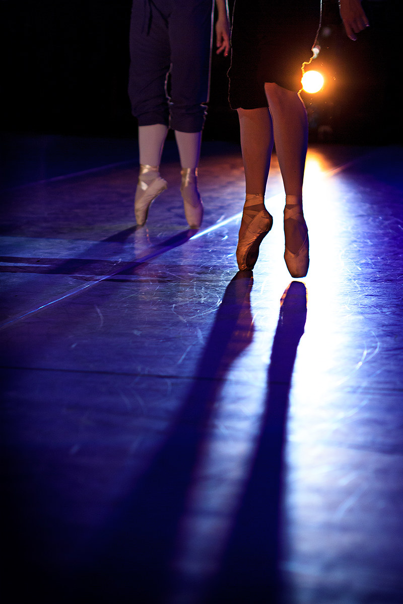 official practice before the show - backstage