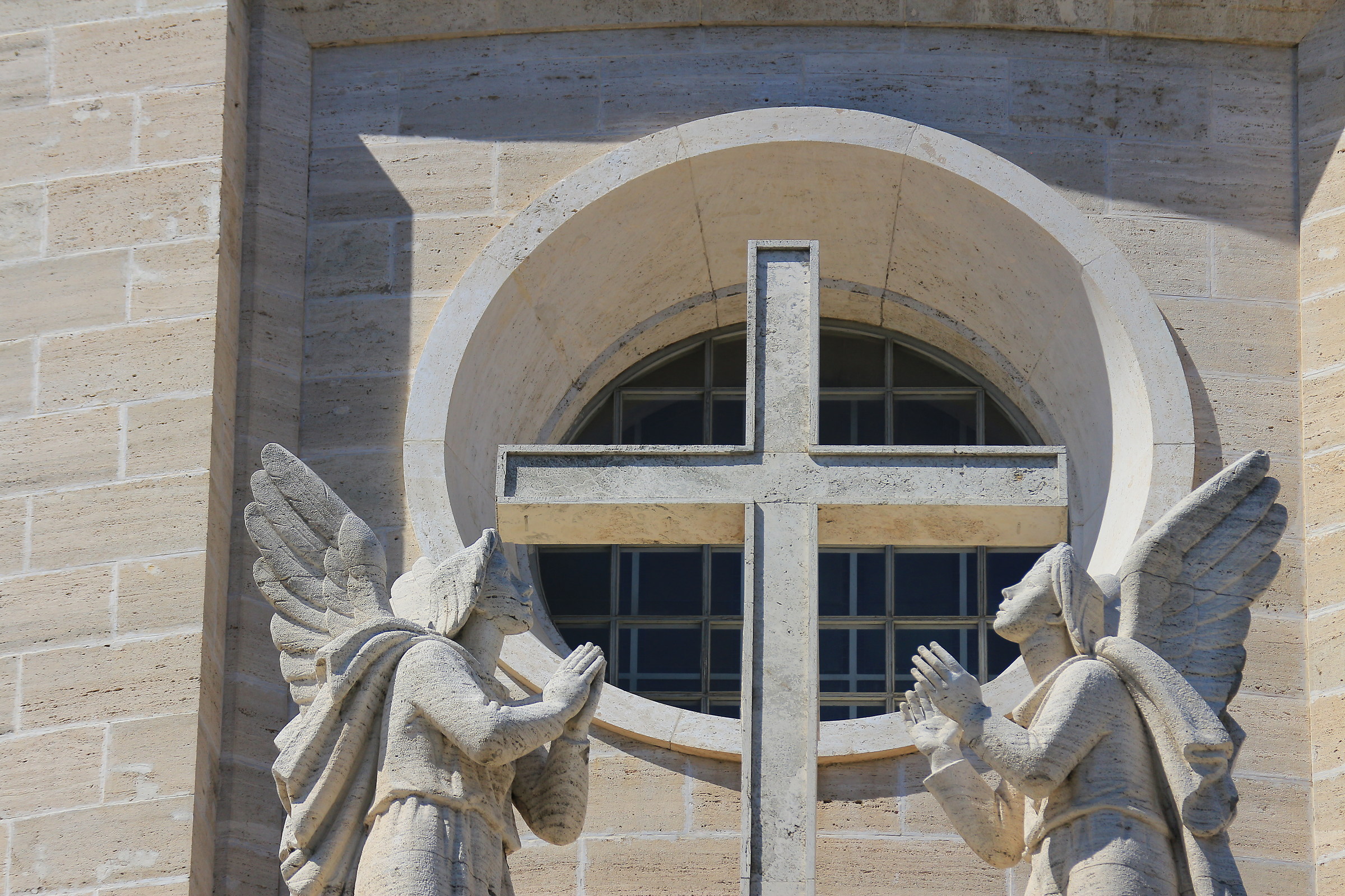 EUR_Chiesa dei Santi Pietro e Paolo