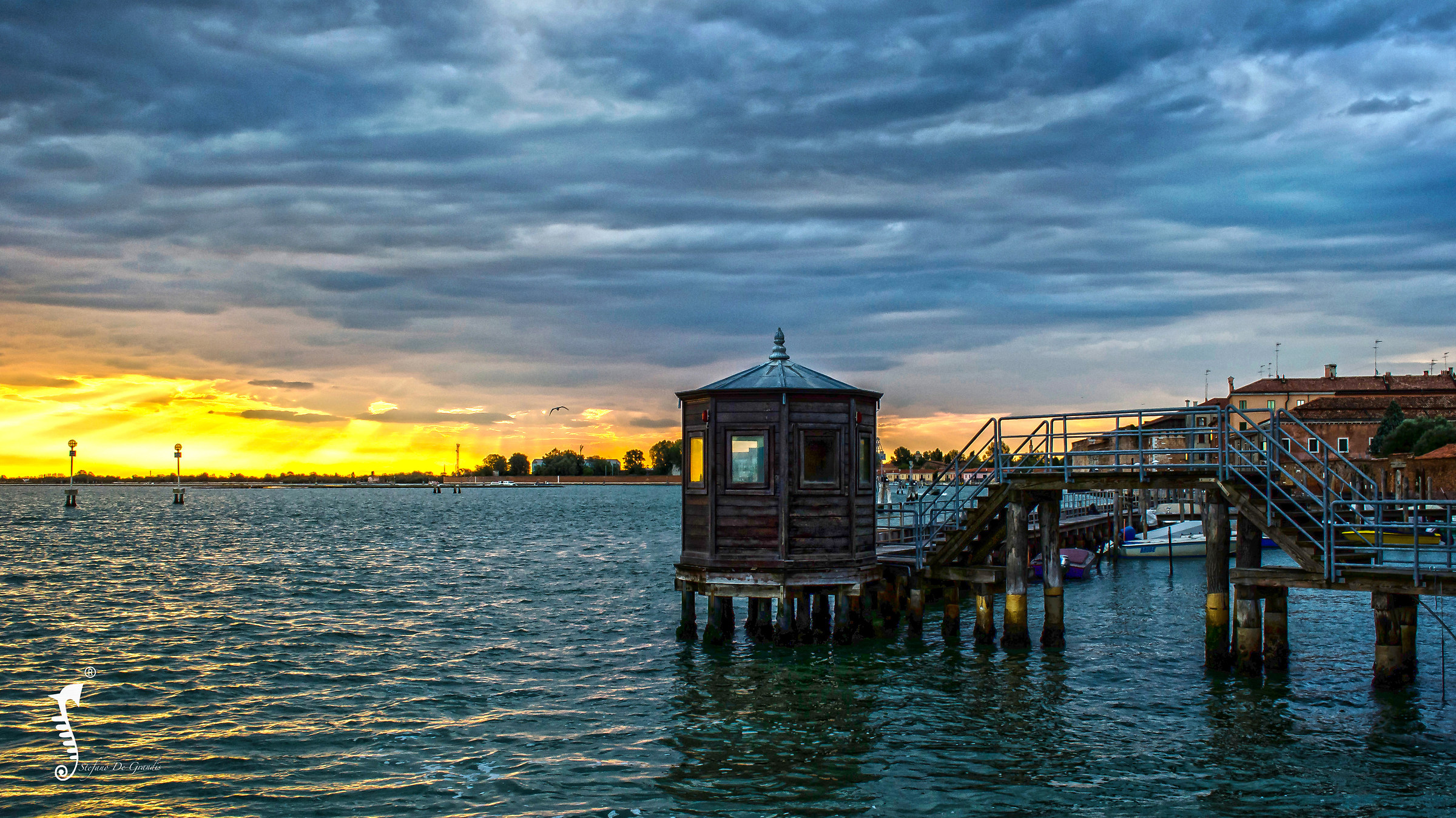 Alba fondamente nove