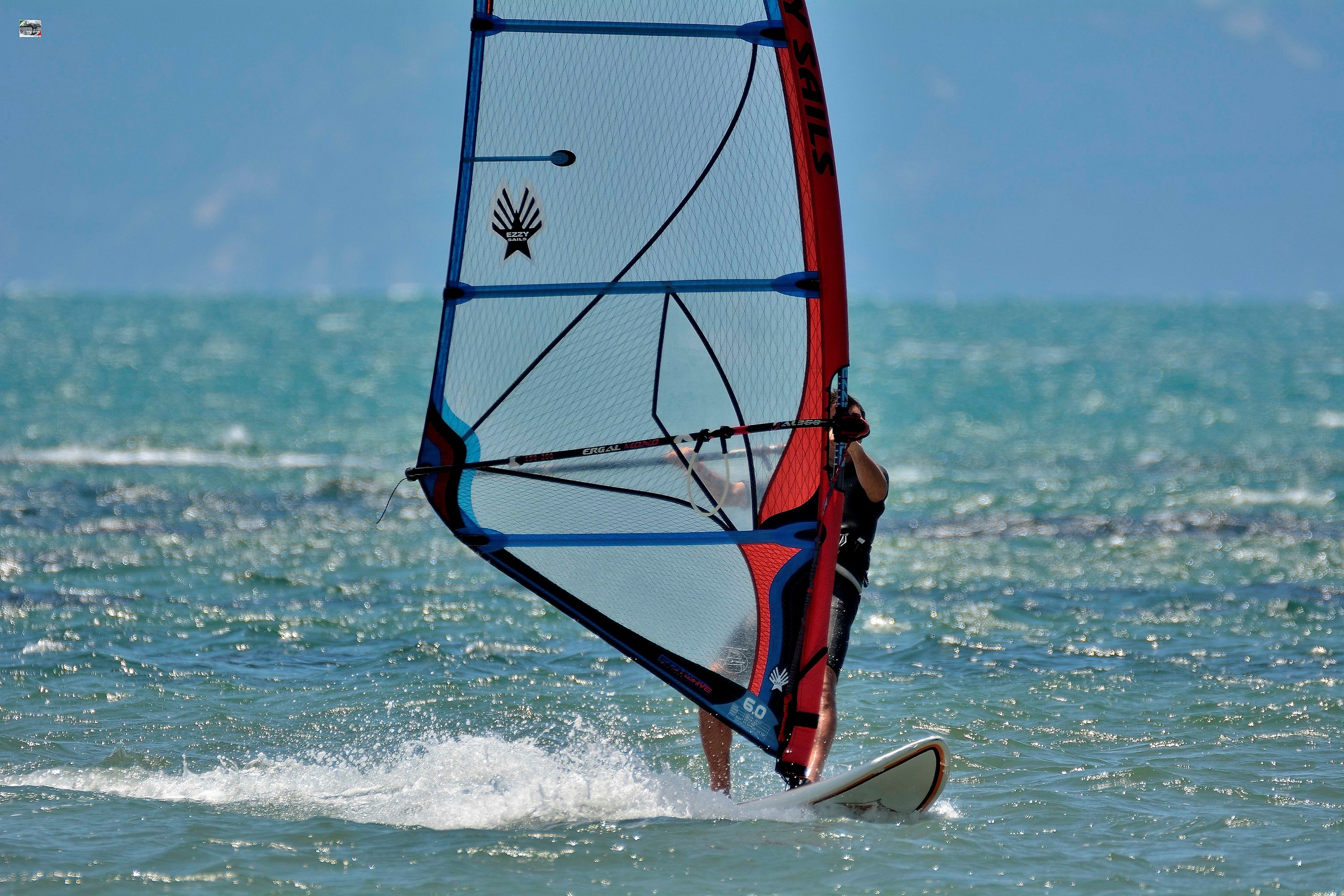 windsurf
