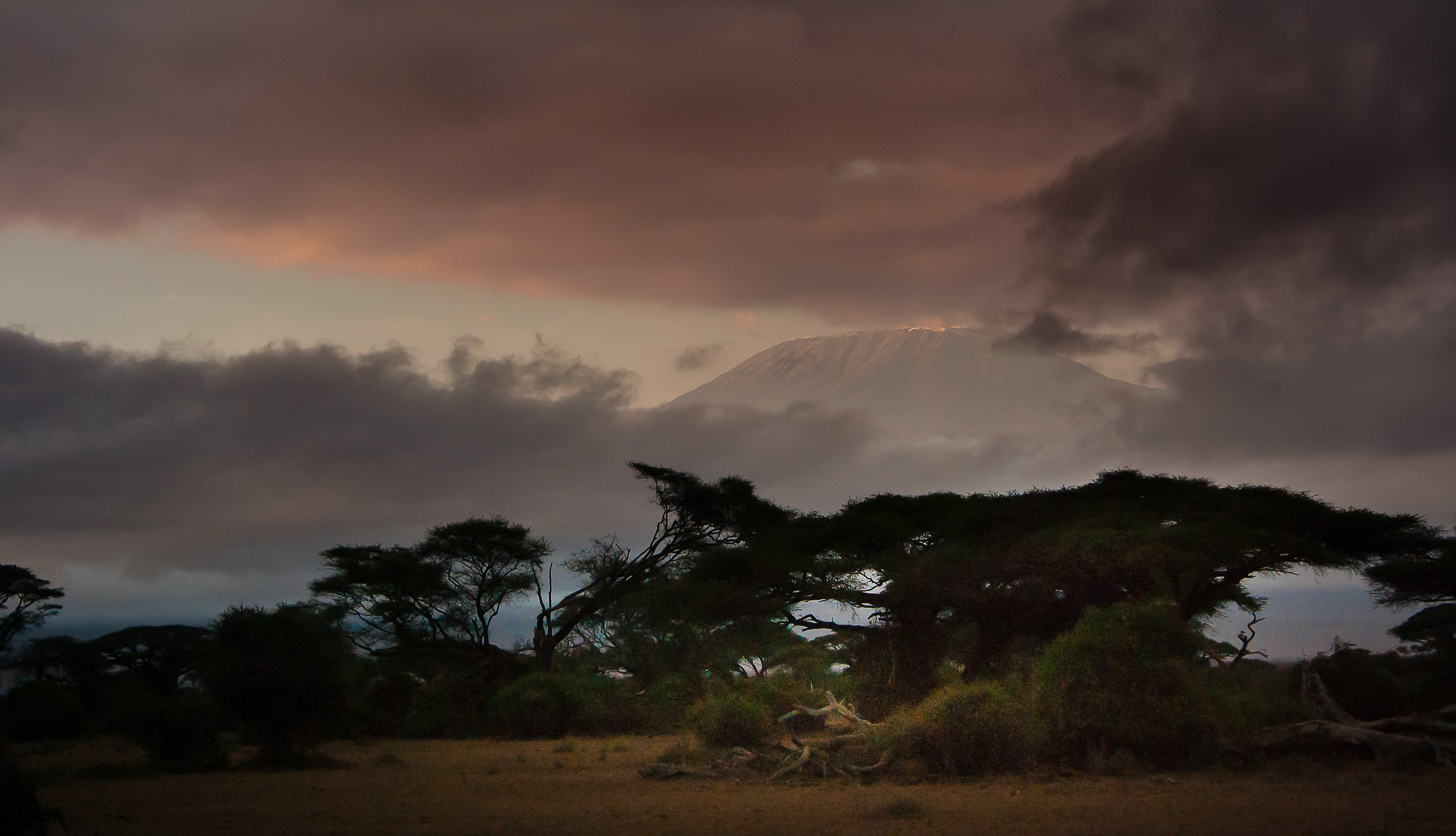 Sunset towards the Kilimanjaro