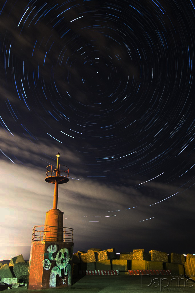 Startrail al faro rosso