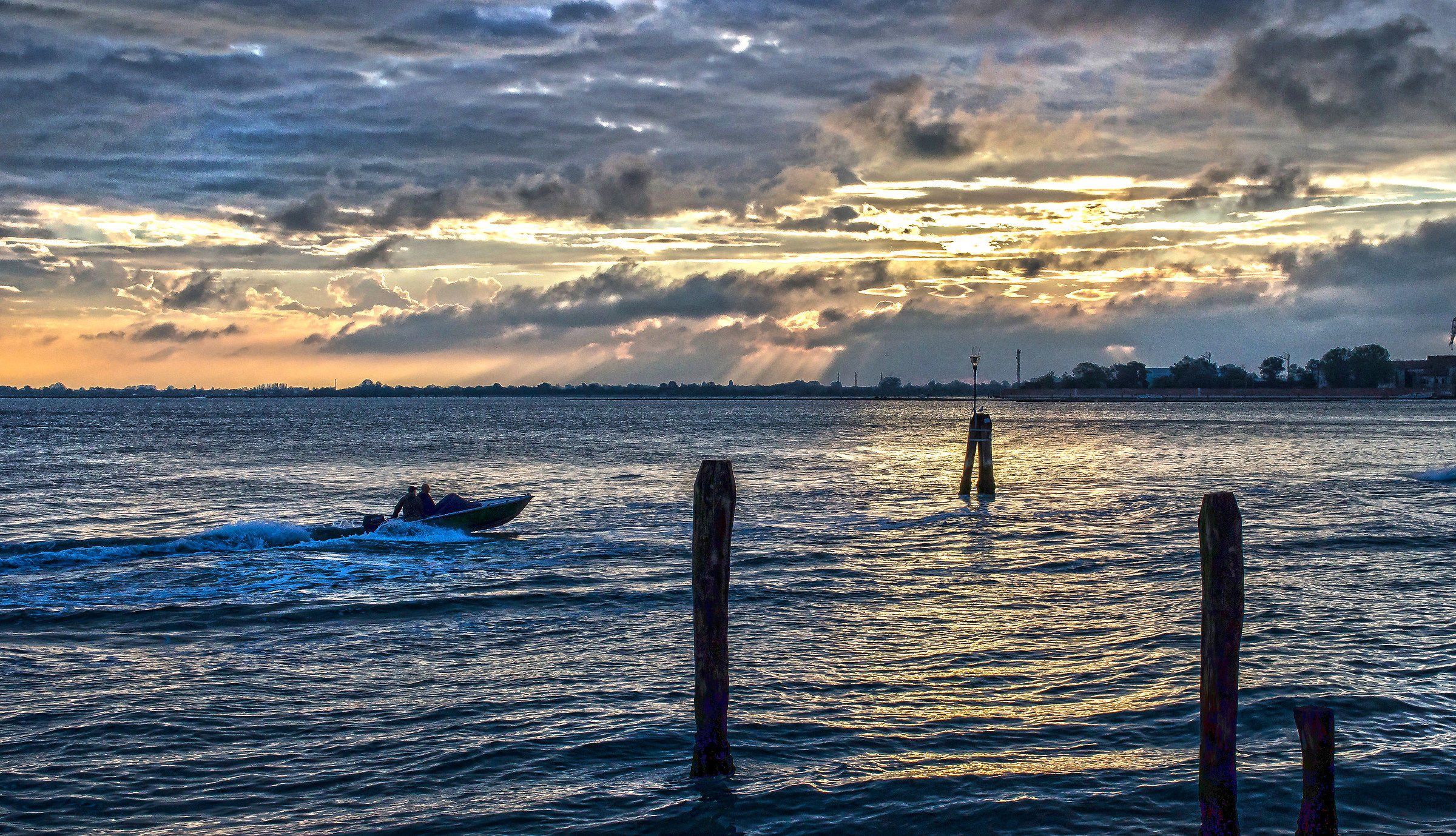 Alba fondamernte nove Venezia 17-9-2016