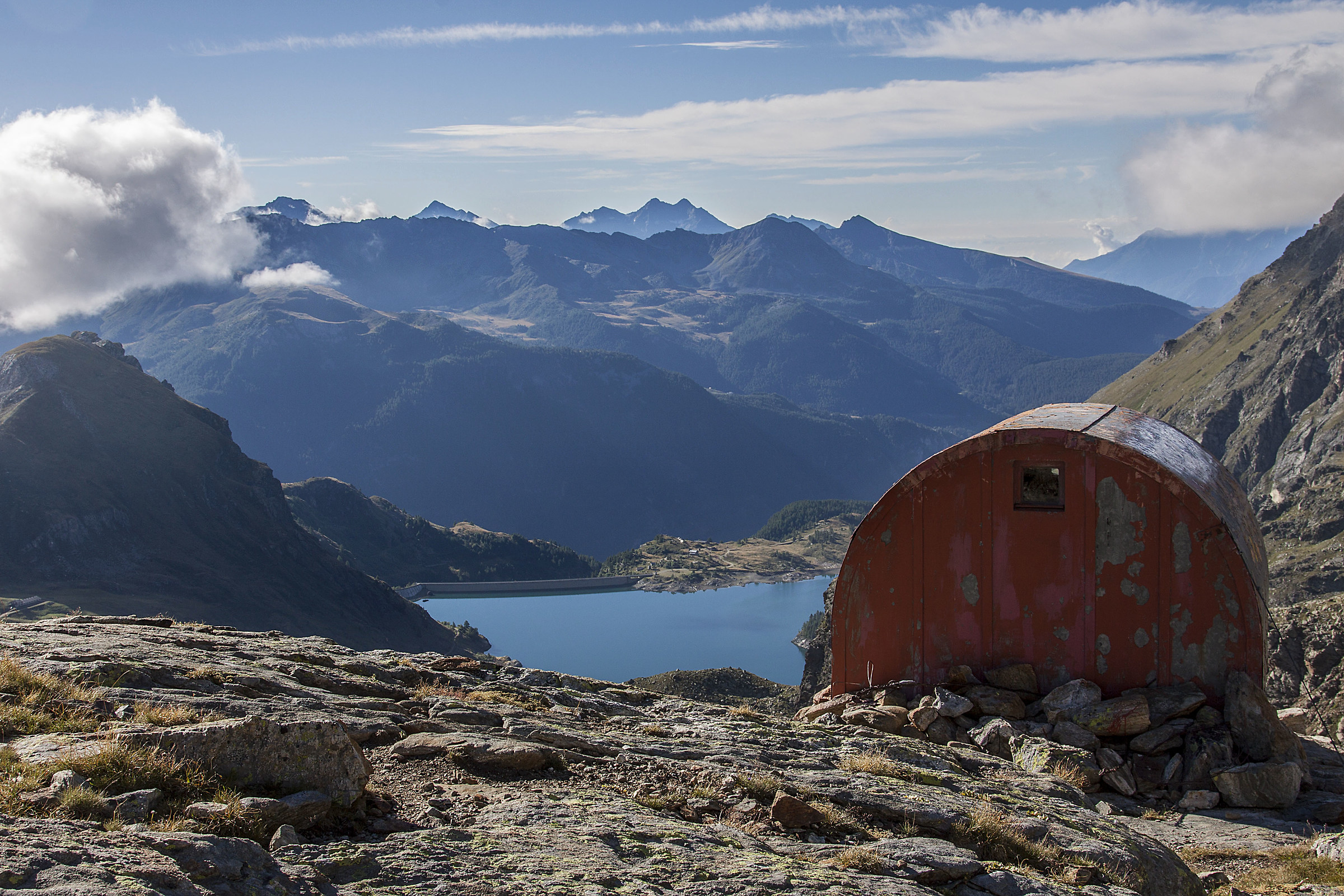 Manenti Bivouac and Lake Cignana.