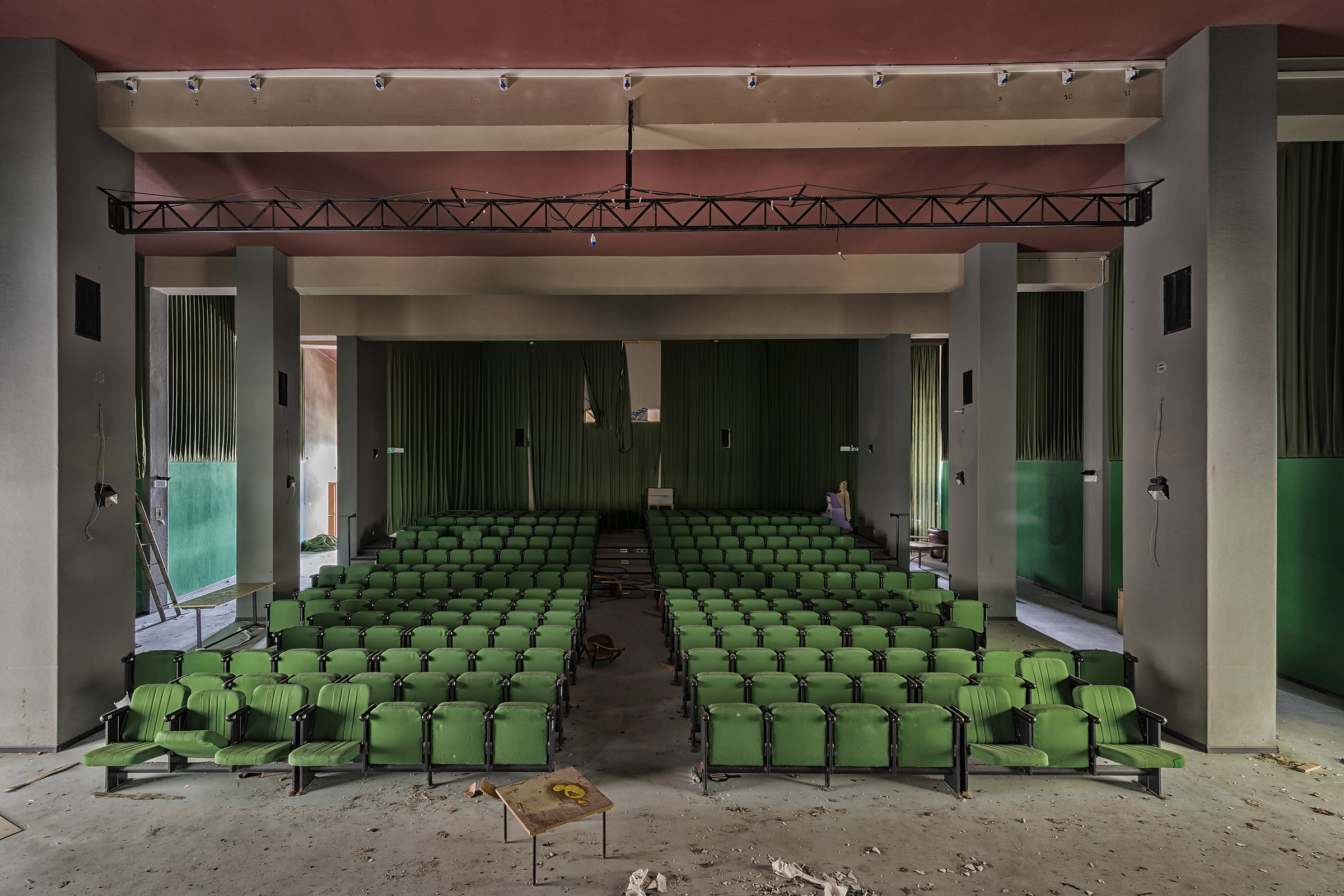 ..ex Institute Pavoniano ...