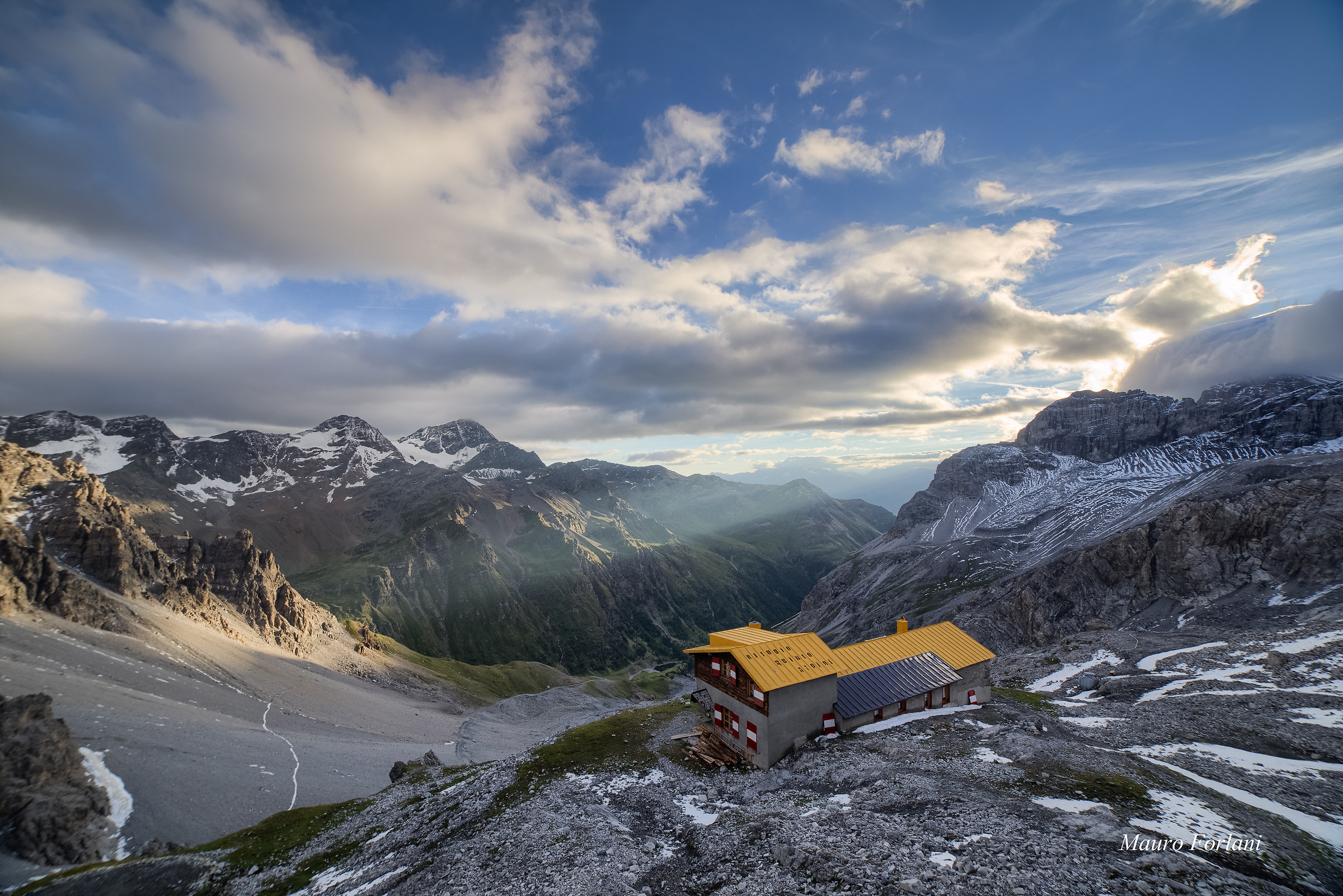 Aspettando il tramonto (dal Rifugio V Alpini)