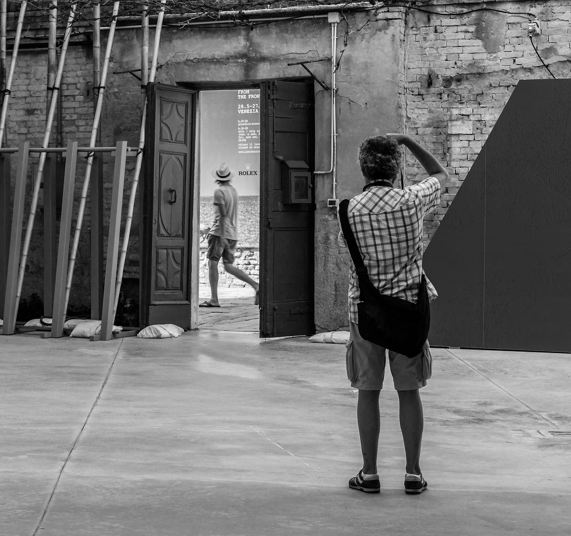 Street in the street ..