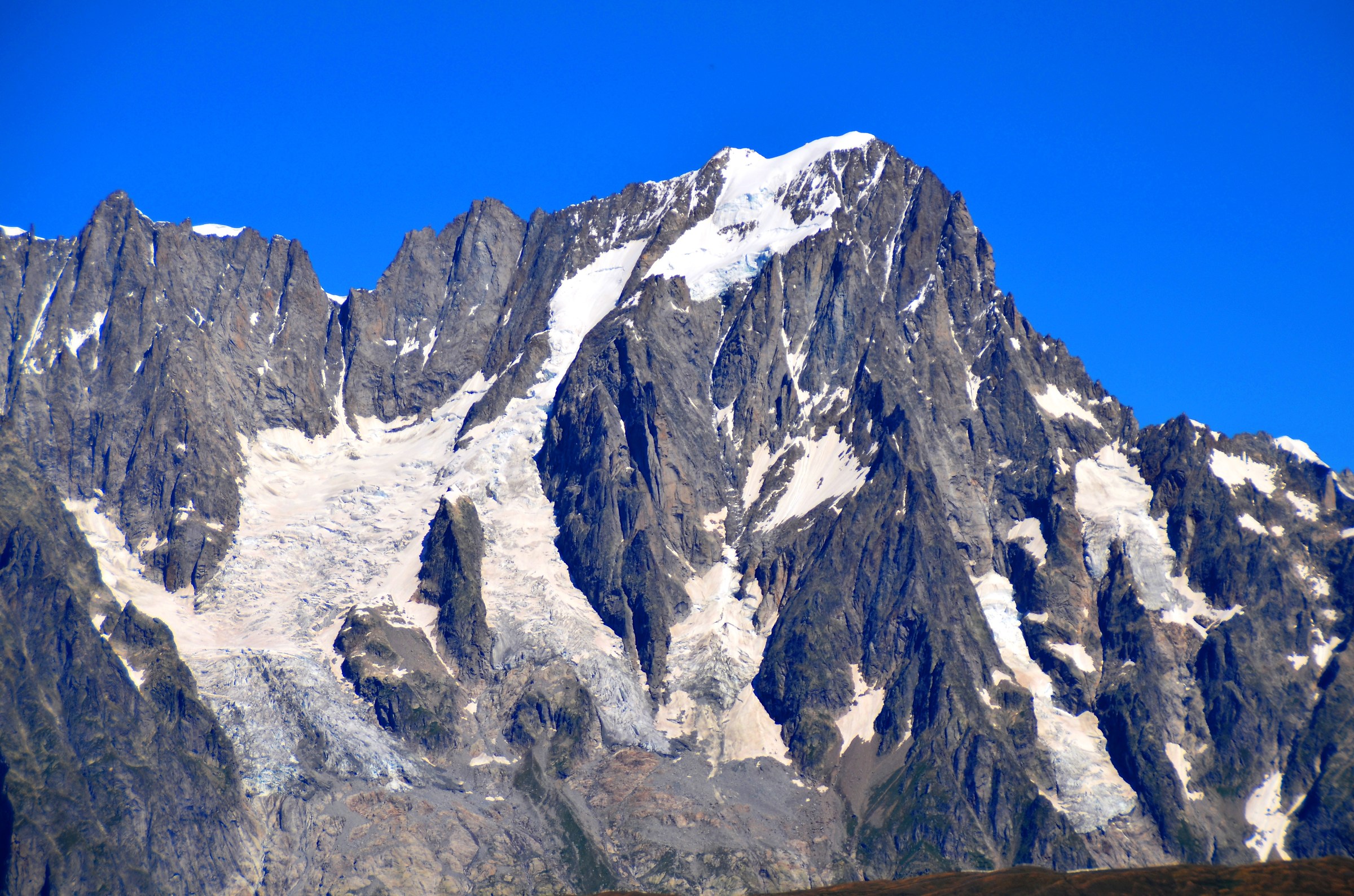 Grand jorasses from the lake Arpy