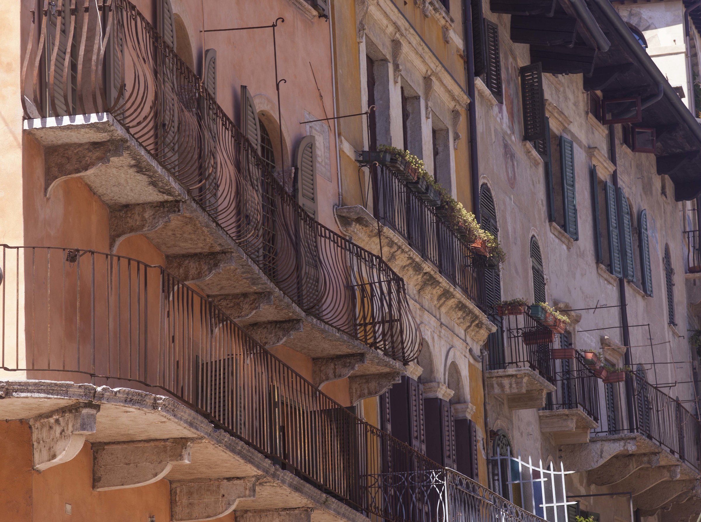 the city of balconies