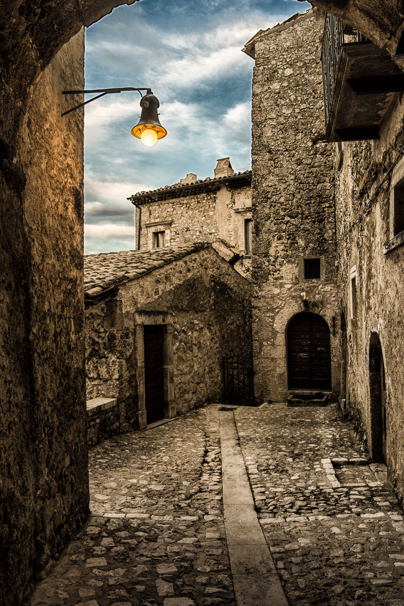 angle of sessanio santo stefano